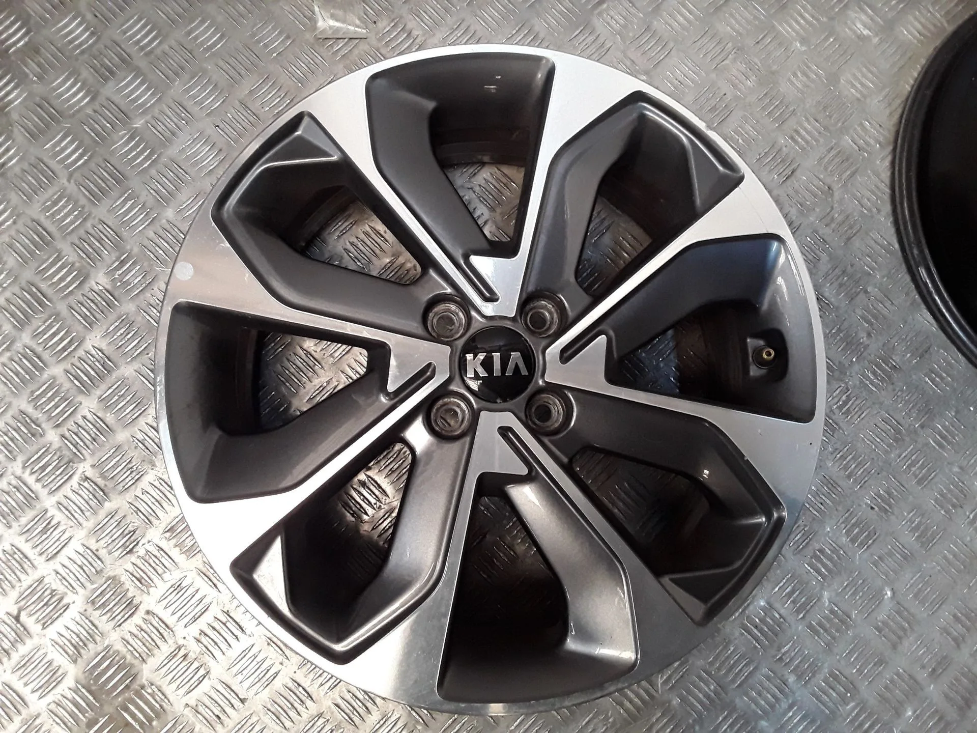 Juego Llantas Aluminio para Kia Stonic (Yb)