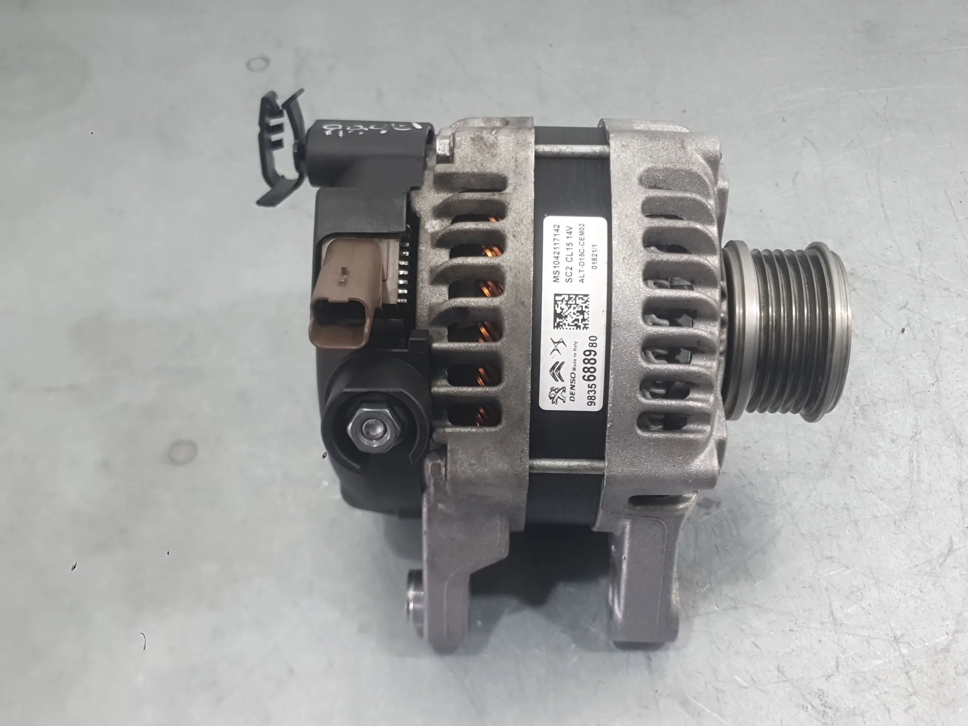 Alternador para Opel Corsa F (P2Jo)