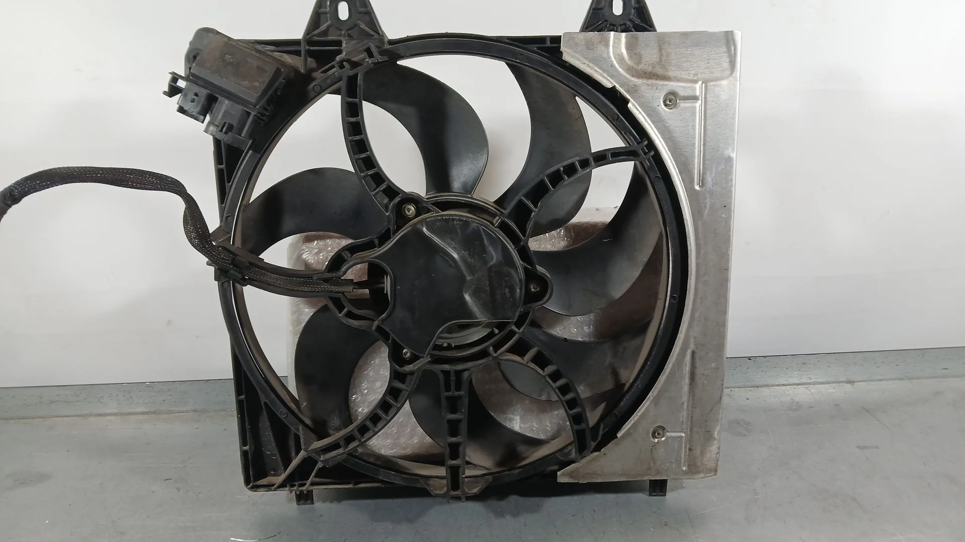 Electroventilador para Opel Corsa F (P2Jo)