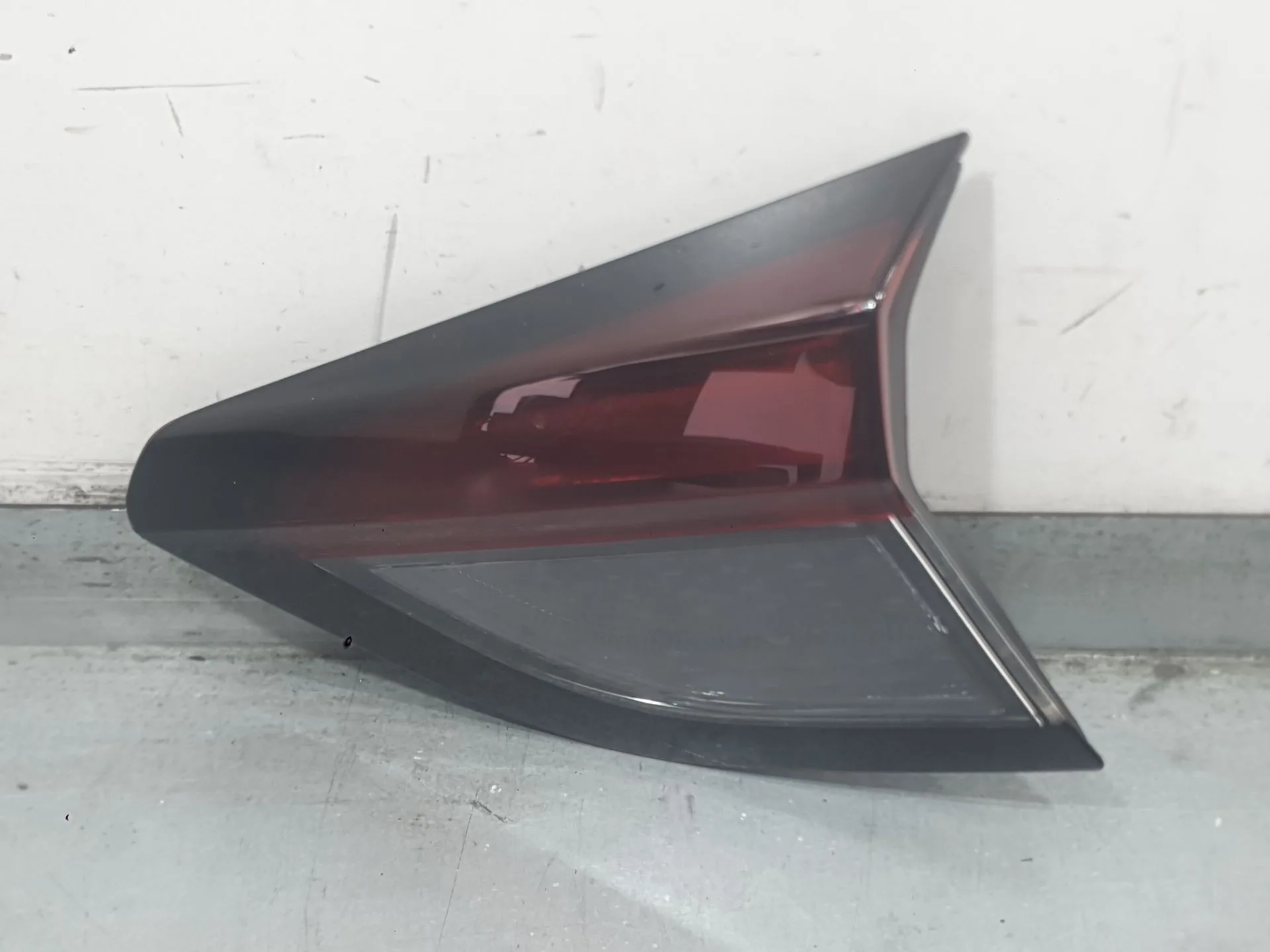 Piloto Trasero Derecho Interior para Opel Corsa F (P2Jo)
