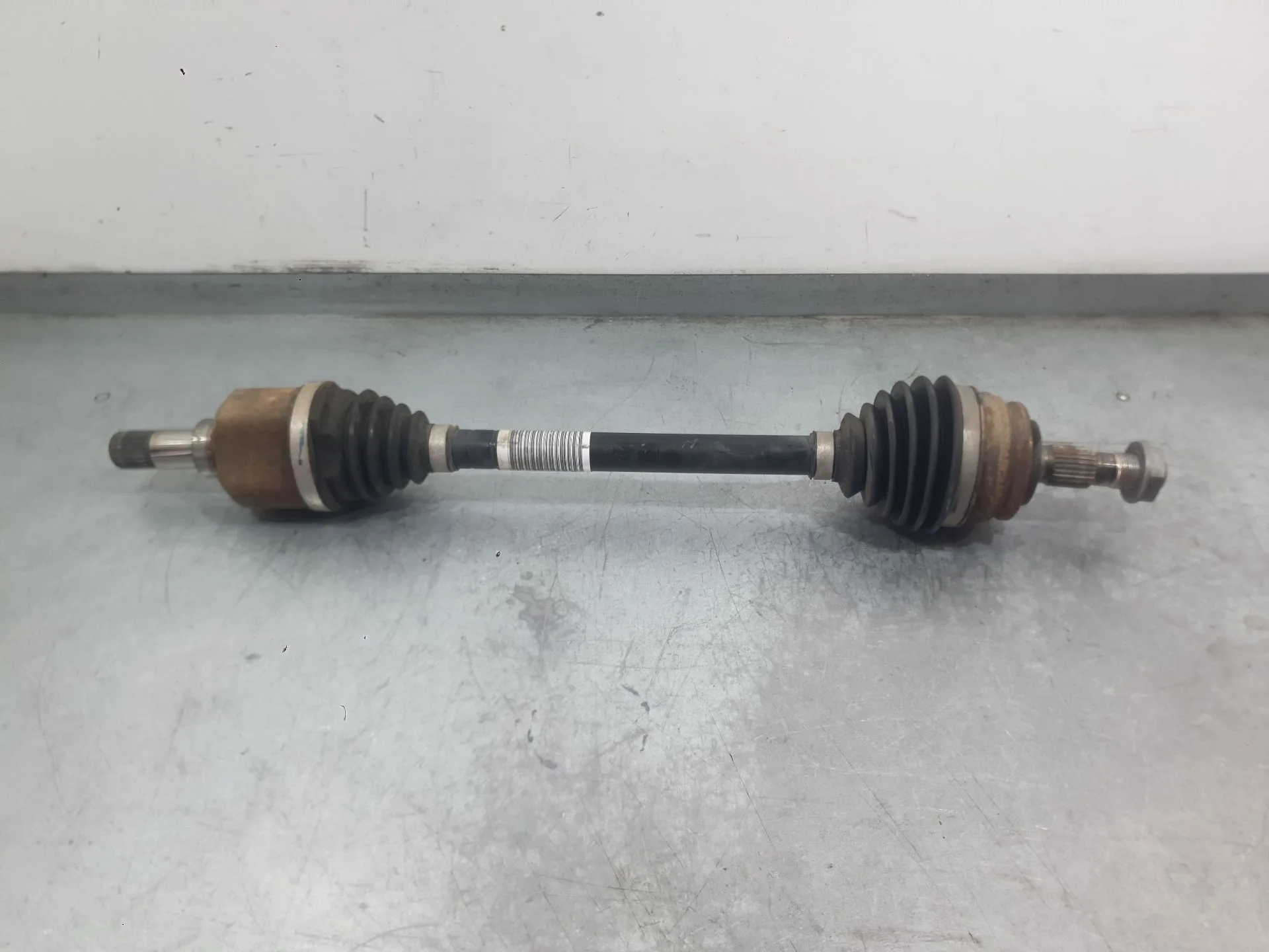Transmision Delantera Izquierda para Opel Corsa F (P2Jo)