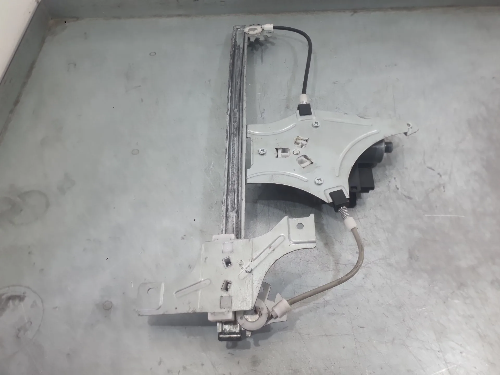Elevalunas Delantero Izquierdo para Peugeot 508 I (8D_)