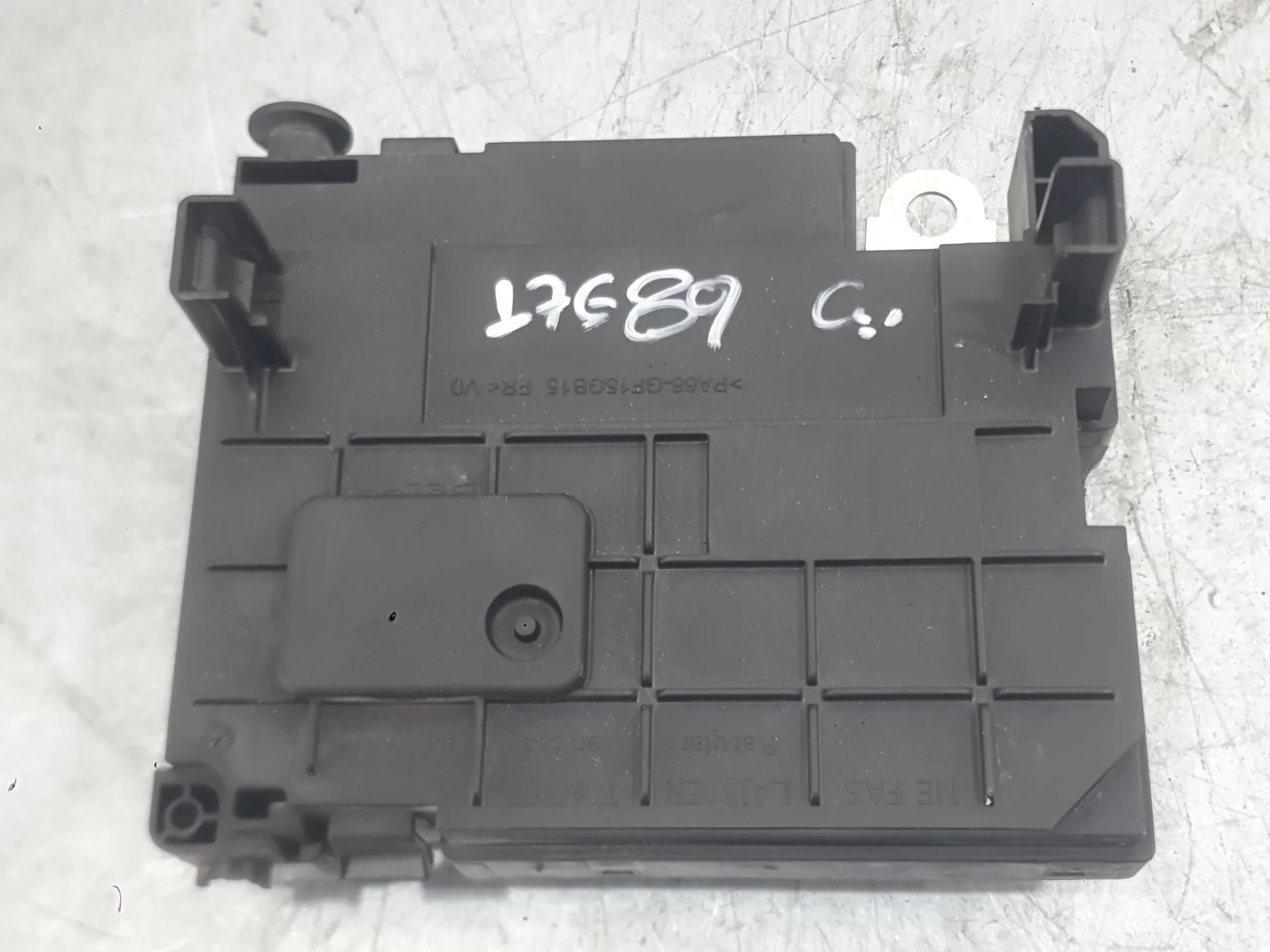 Caja Reles / Fusibles para Peugeot 508 I (8D_)