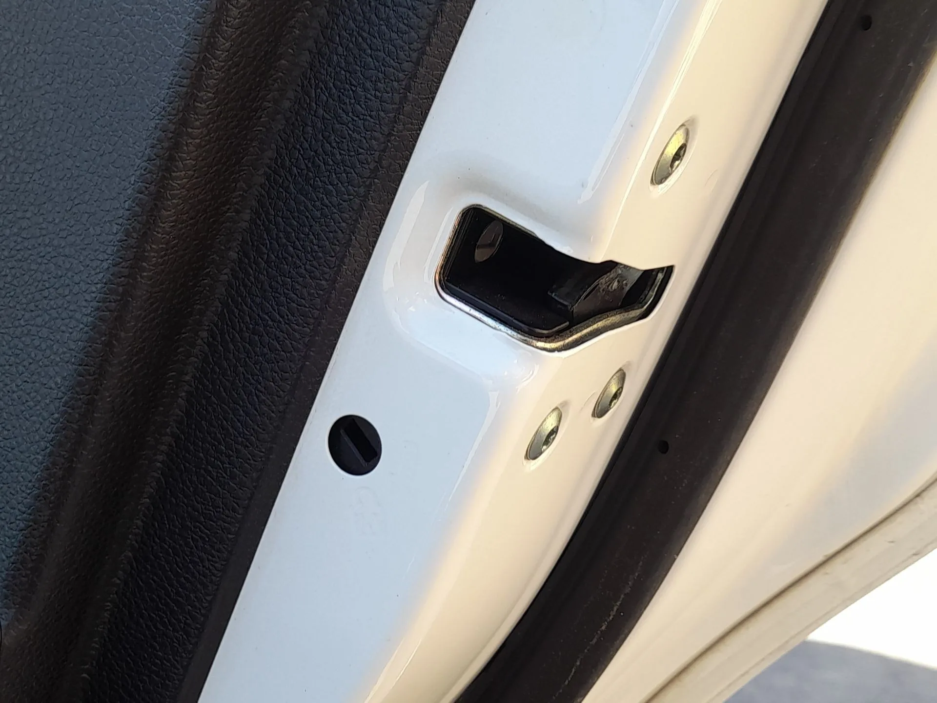 Cerradura Puerta Trasera Derecha para Kia Stonic (Yb)