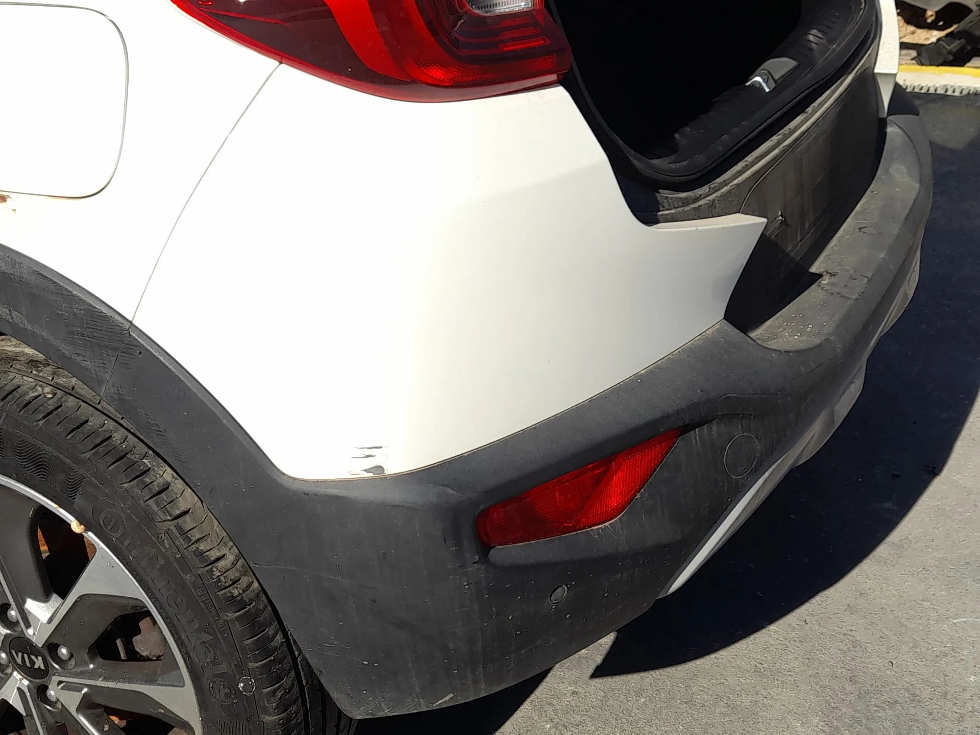 Paragolpes Trasero para Kia Stonic (Yb)