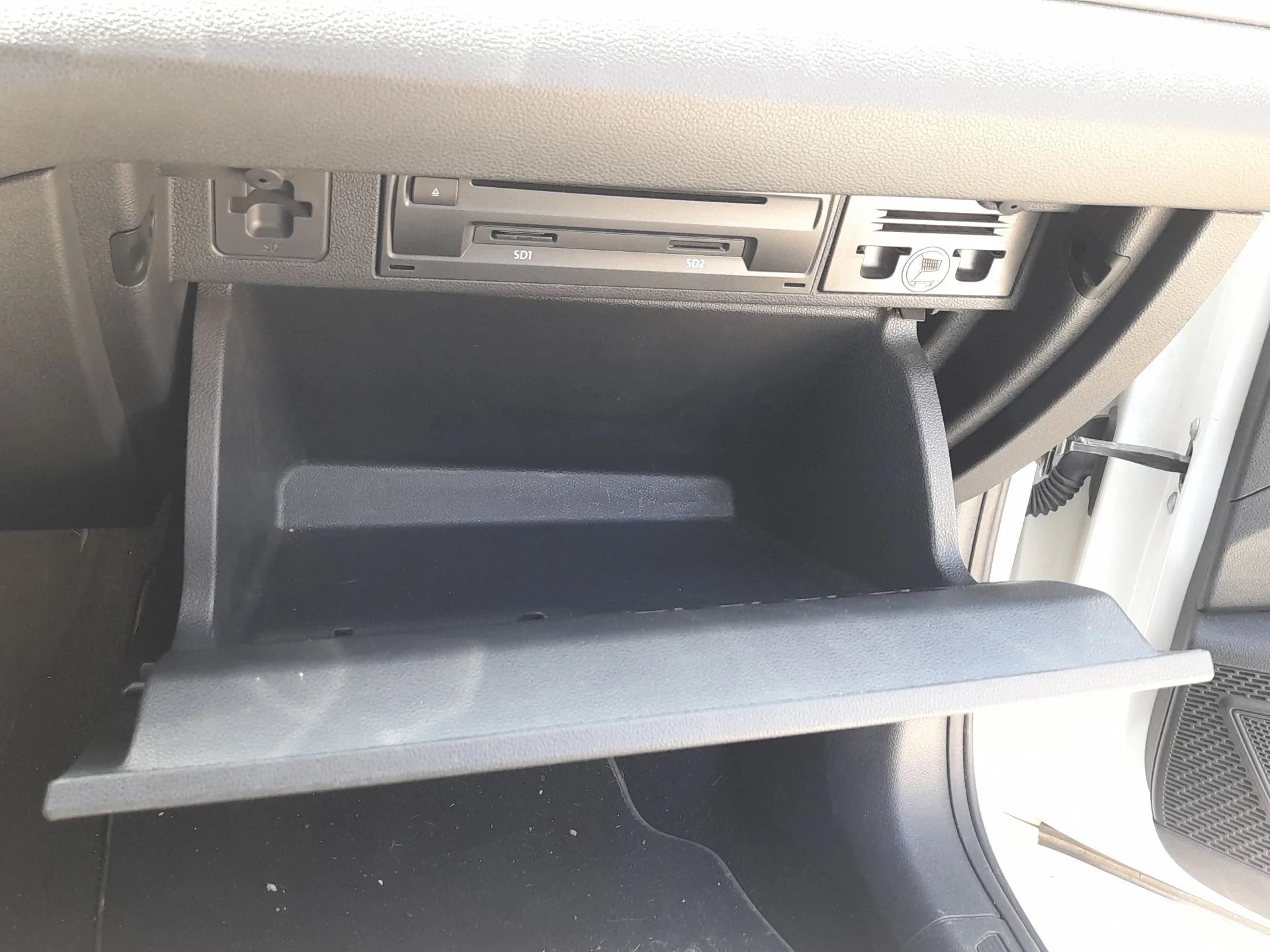 Guantera para Volkswagen Polo Vi (Aw1, Bz1, Ae1)