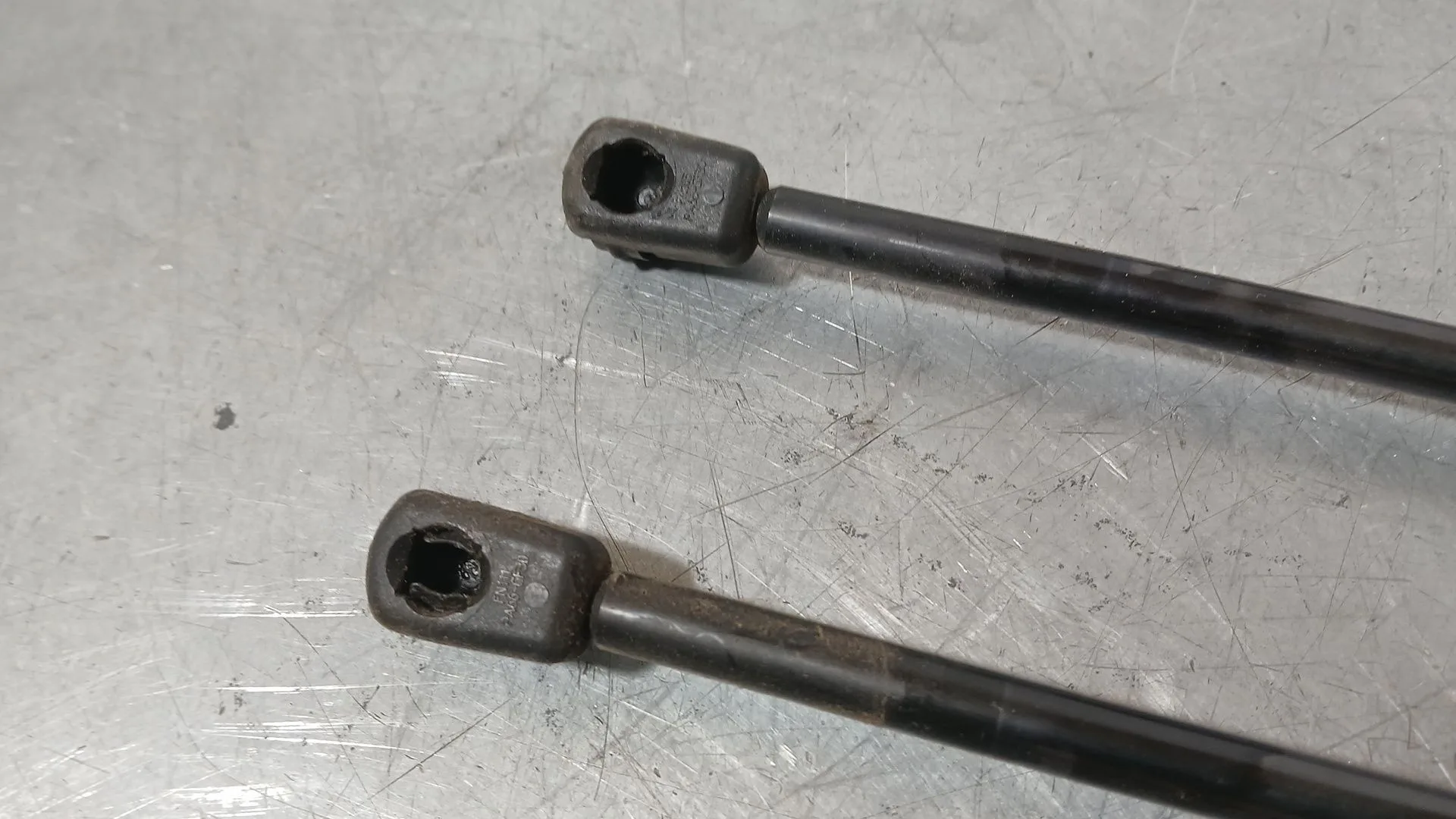 Amortiguadores Maletero / Porton para Land Rover Range Rover Evoque (L551)