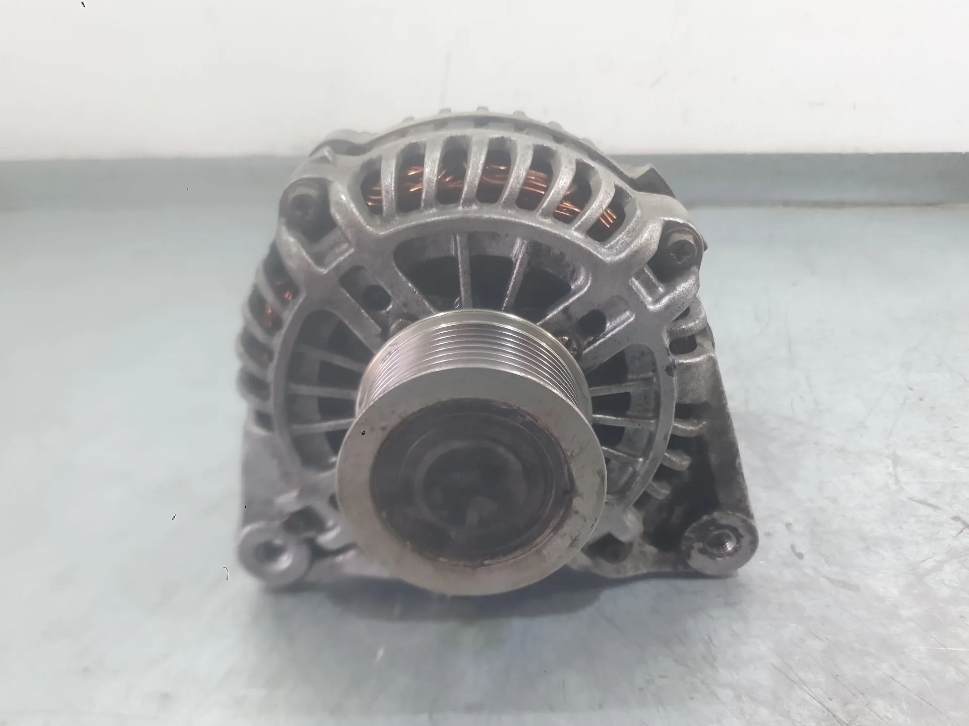 Alternador para Mazda 6 Sedan (Gg)