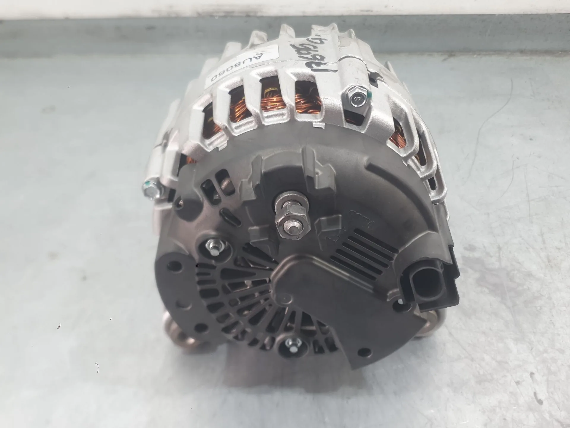 Alternador para Volkswagen Golf Vi (5K1)