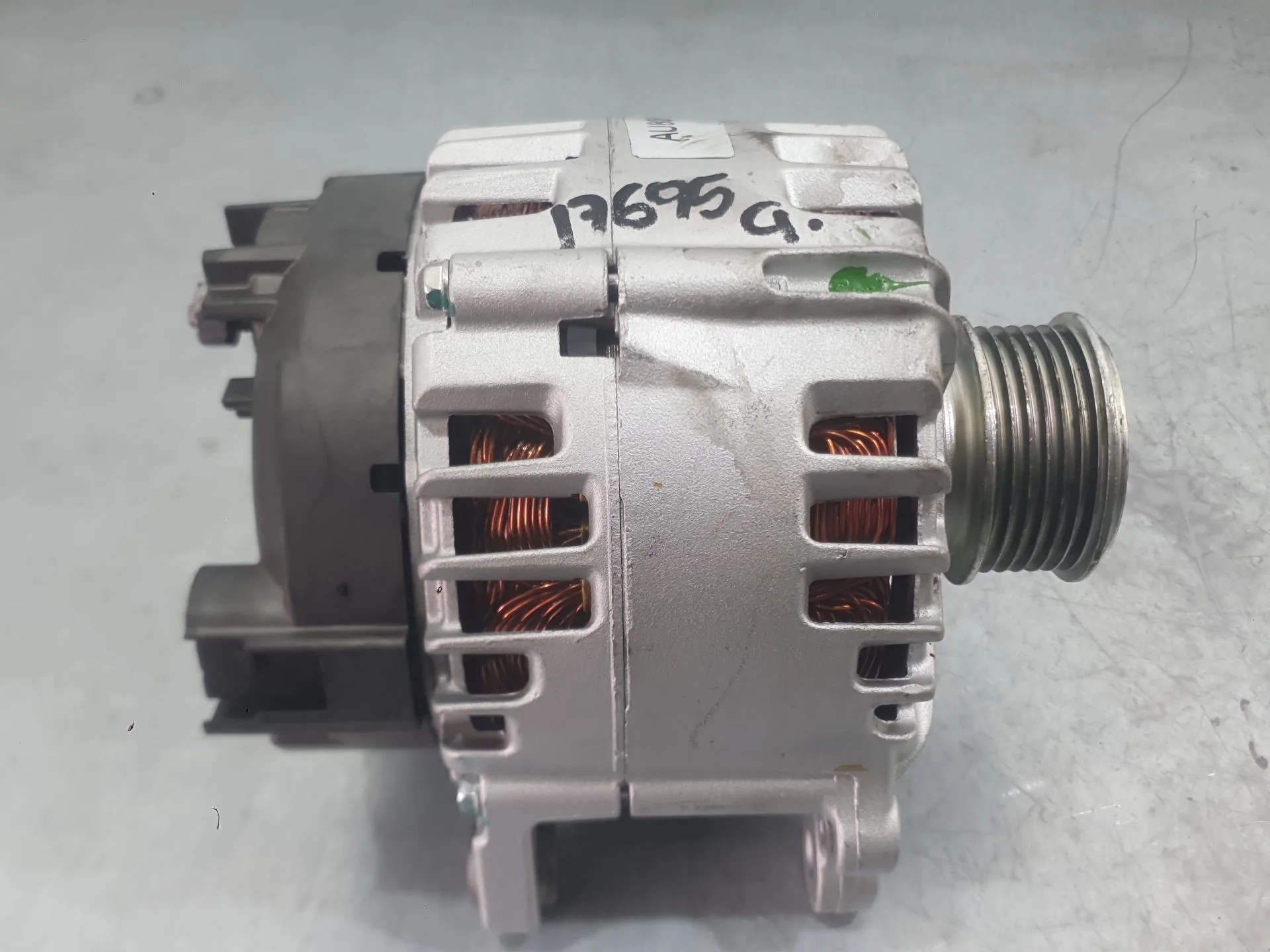 Alternador para Volkswagen Golf Vi (5K1)