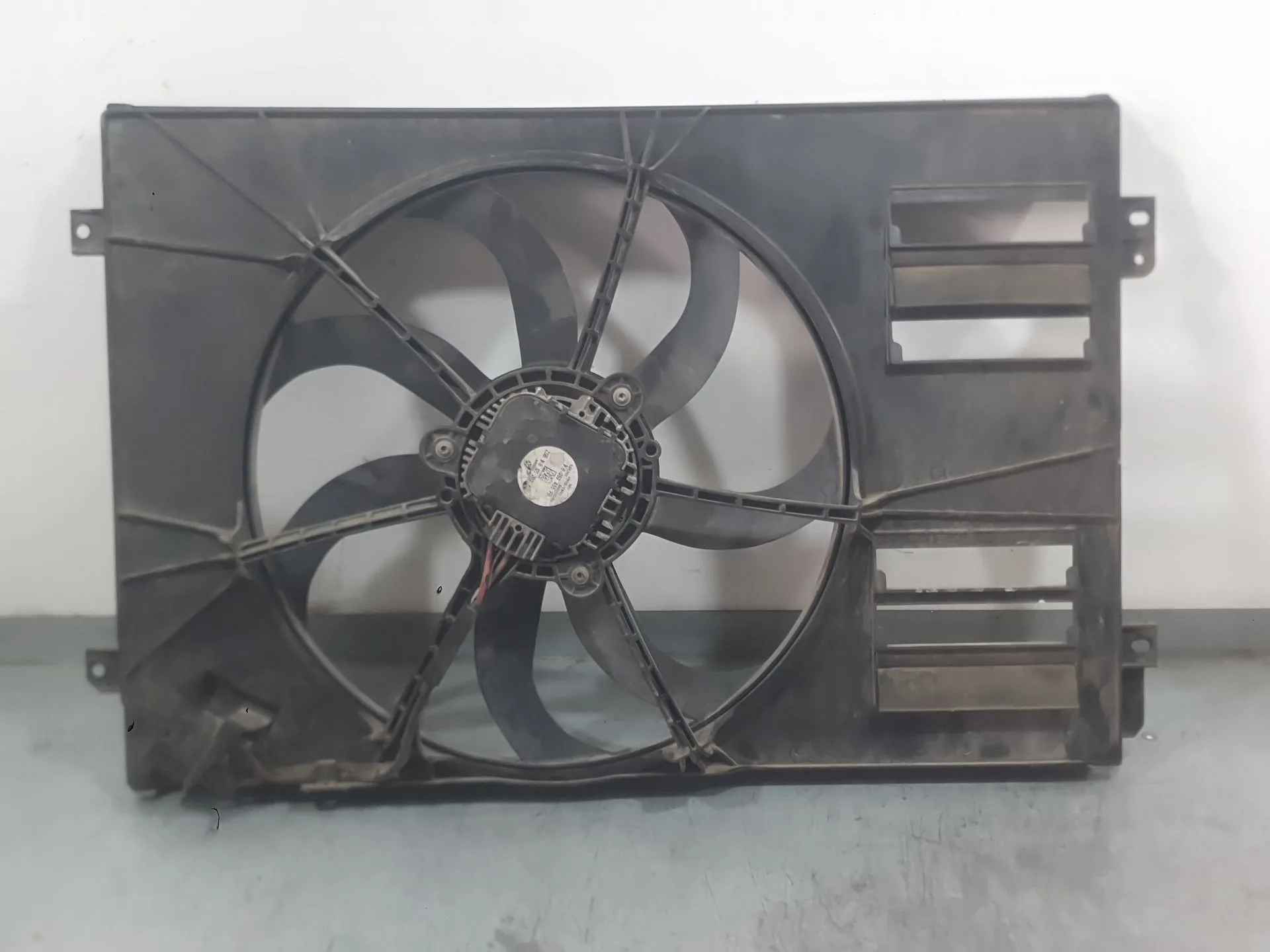 Electroventilador para Volkswagen Golf Vi (5K1)