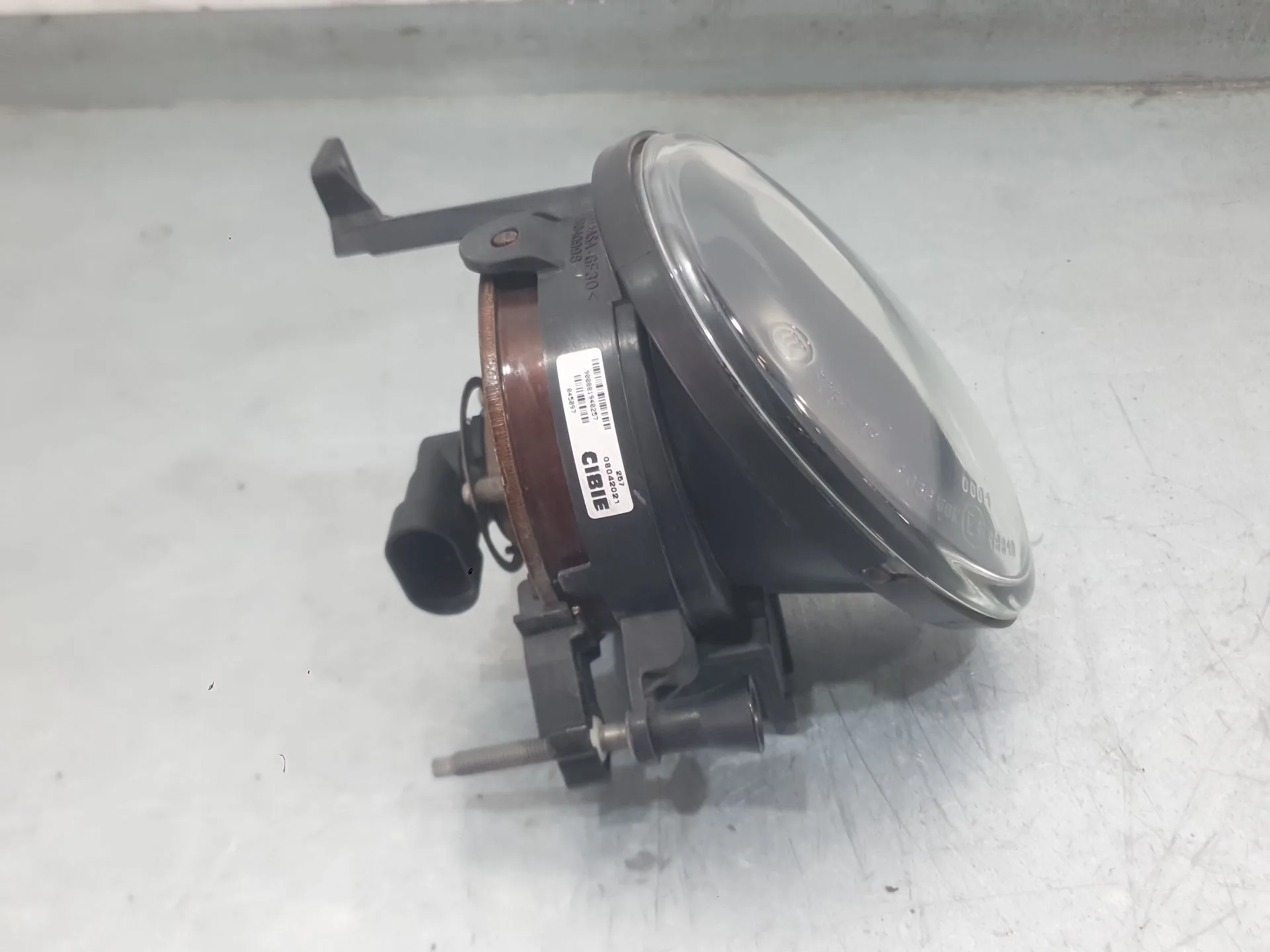 Faro Antiniebla Derecho para Volkswagen Golf Vi (5K1)