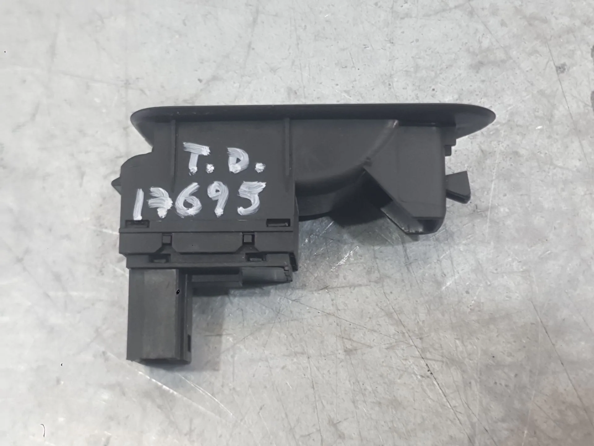 Mando Elevalunas Trasero Derecho para Volkswagen Golf Vi (5K1)