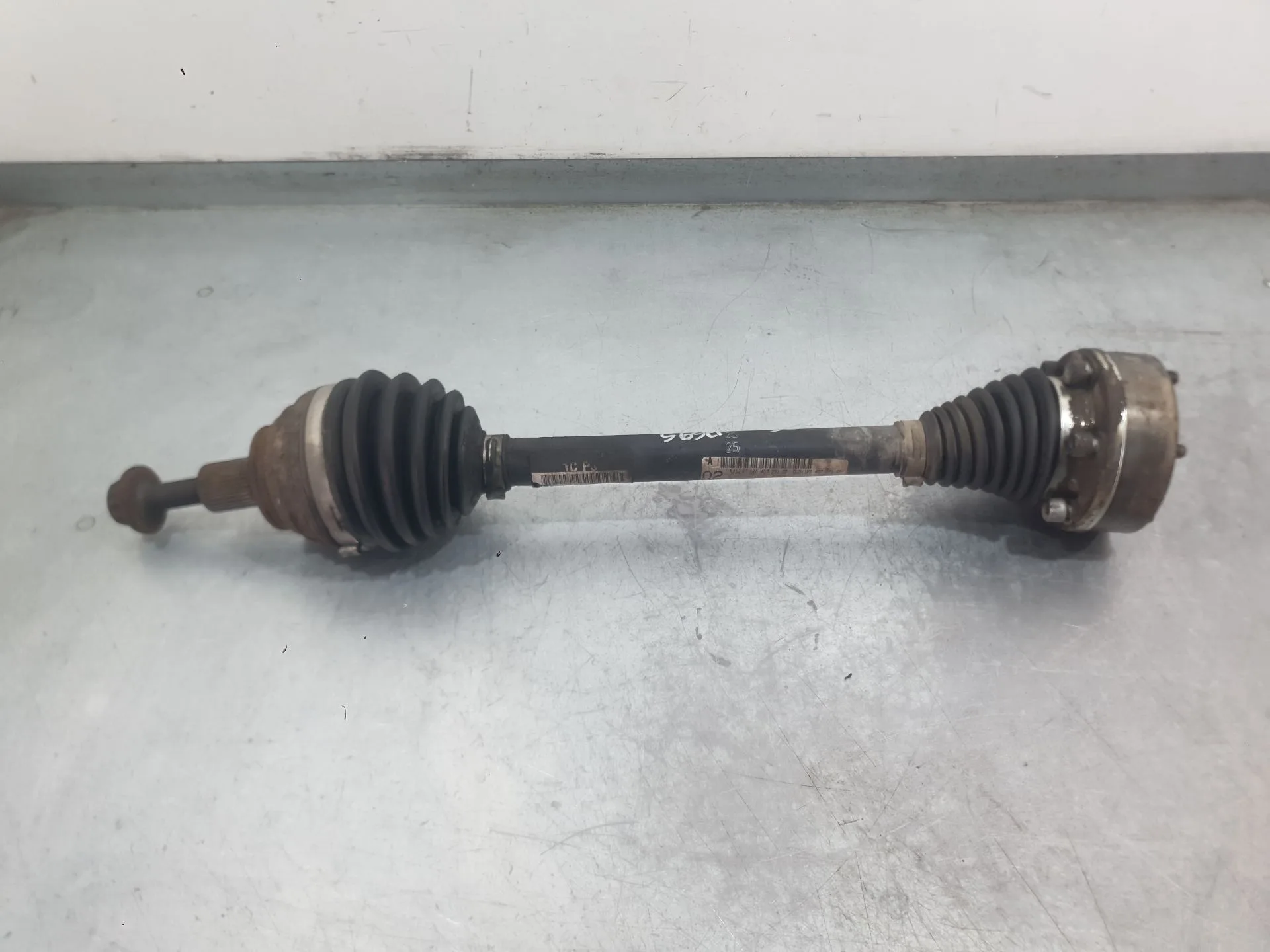 Transmision Delantera Izquierda para Volkswagen Golf Vi (5K1)