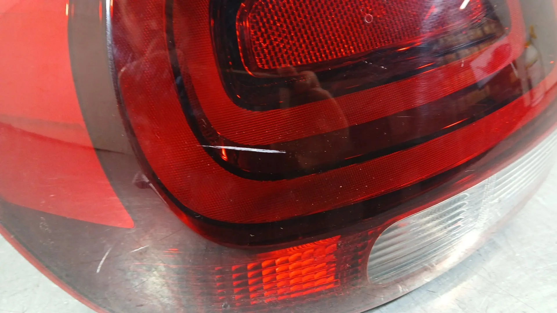 Piloto Trasero Izquierdo para Citroën C3 Iii (Sx)