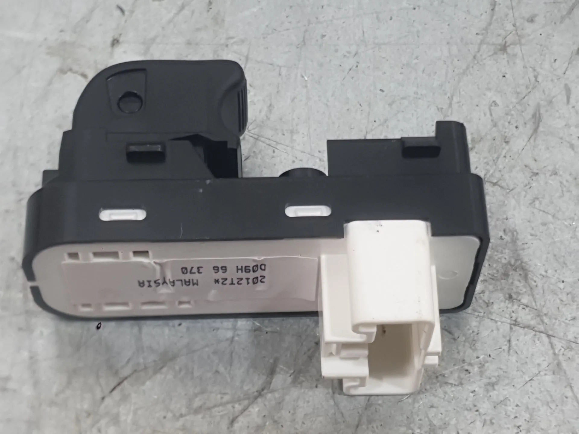 Mando Elevalunas Trasero Derecho para Mazda 2 Hatchback (Dl, Dj)