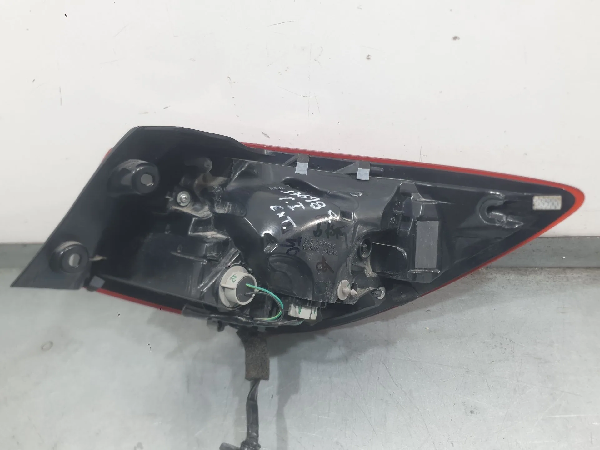 Piloto Trasero Izquierdo Exterior para Mazda 2 Hatchback (Dl, Dj)