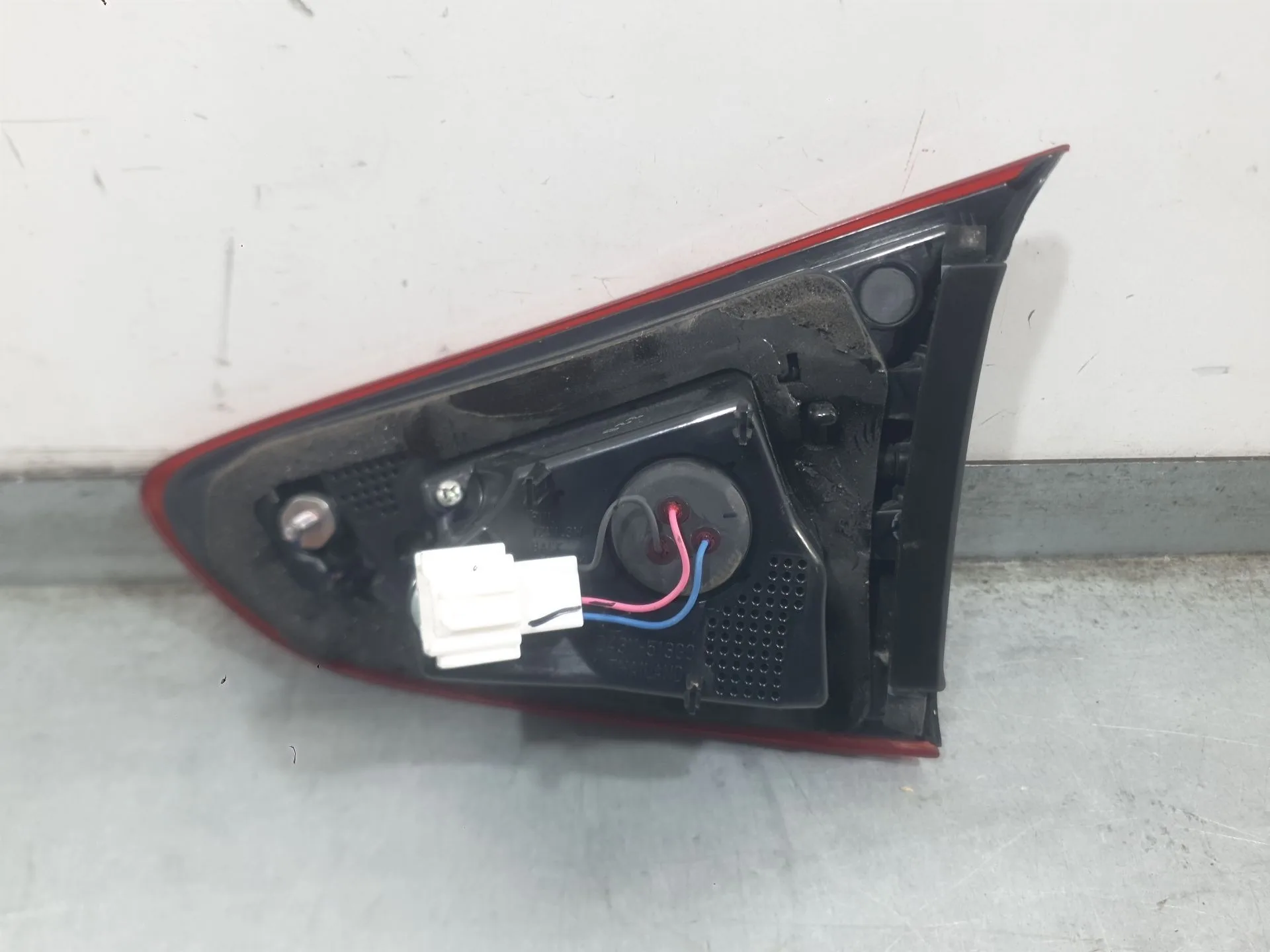 Piloto Trasero Izquierdo Interior para Mazda 2 Hatchback (Dl, Dj)