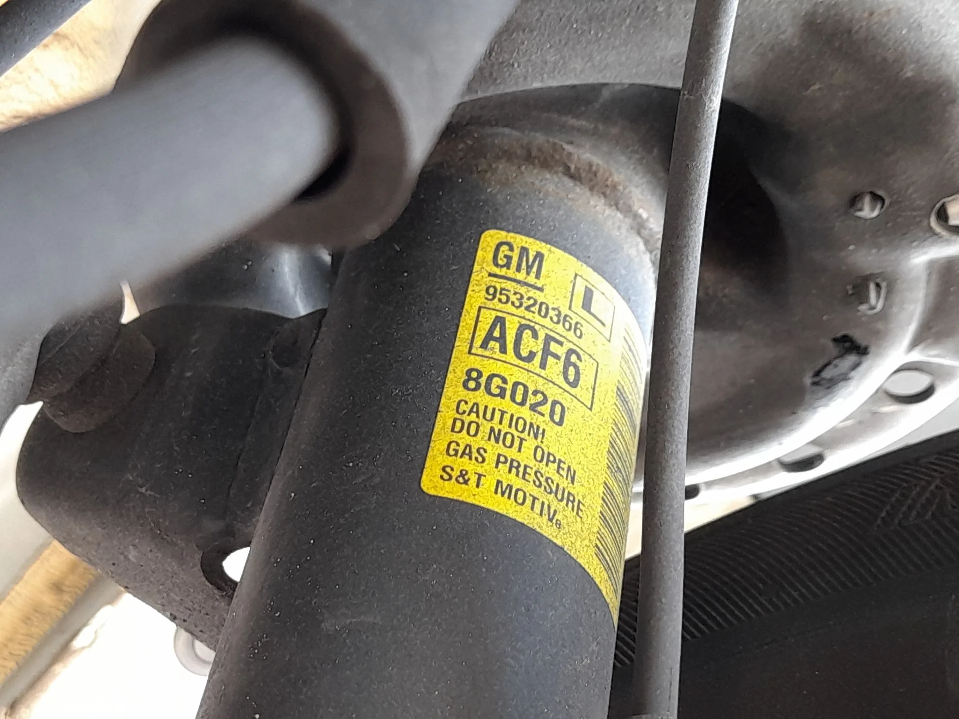 Amortiguador Delantero Izquierdo para Opel Mokka / Mokka X (J13)