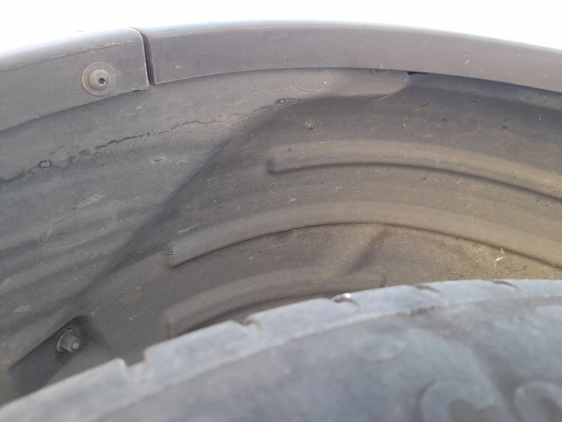 Plastico Pase Rueda Tras. Dch. para Opel Mokka / Mokka X (J13)