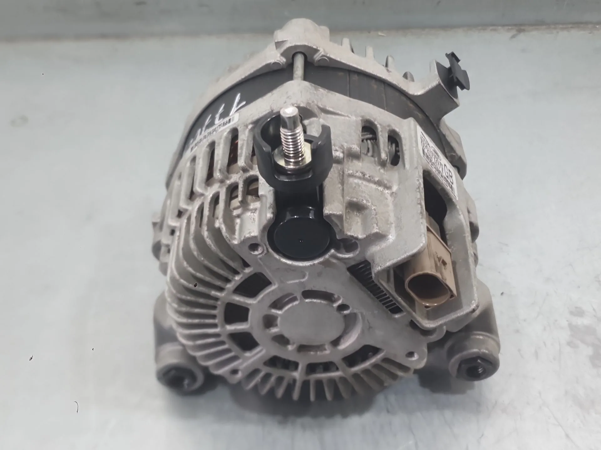 Alternador para Jaguar F-Pace (X761)