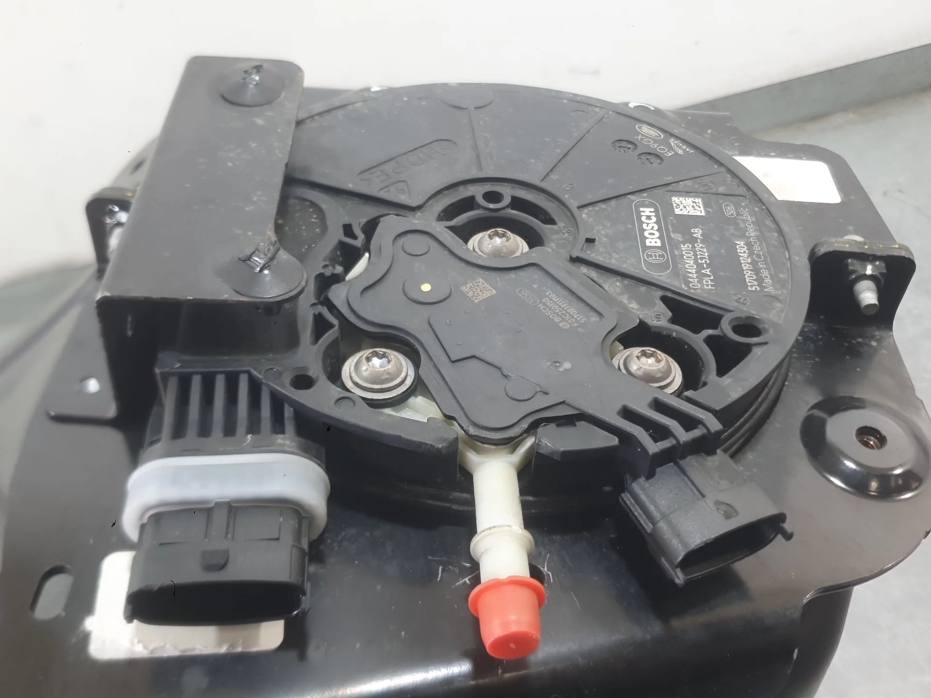 Deposito Adblue para Jaguar F-Pace (X761)
