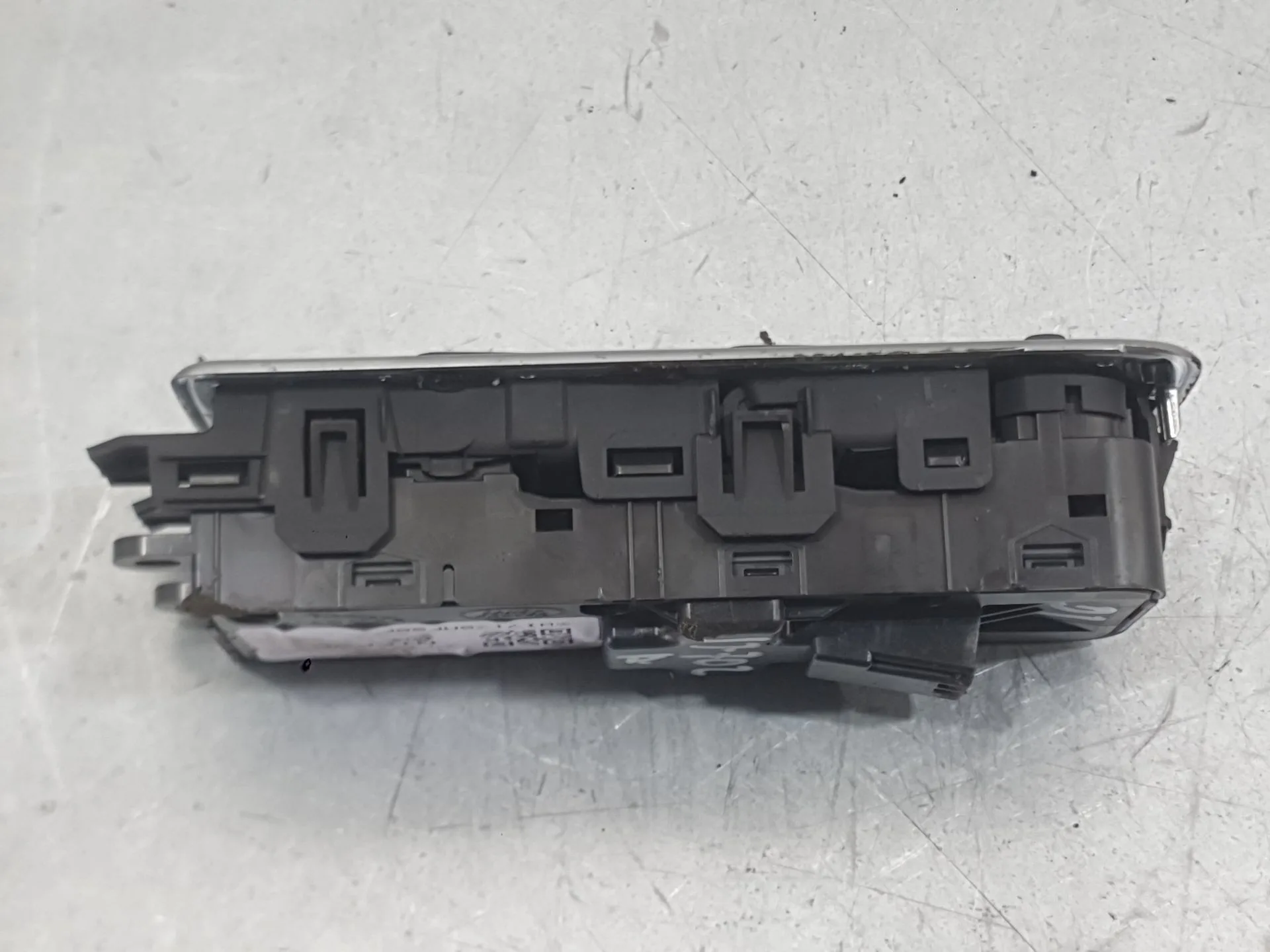 Mando Elevalunas Delantero Izquierdo para Jaguar F-Pace (X761)