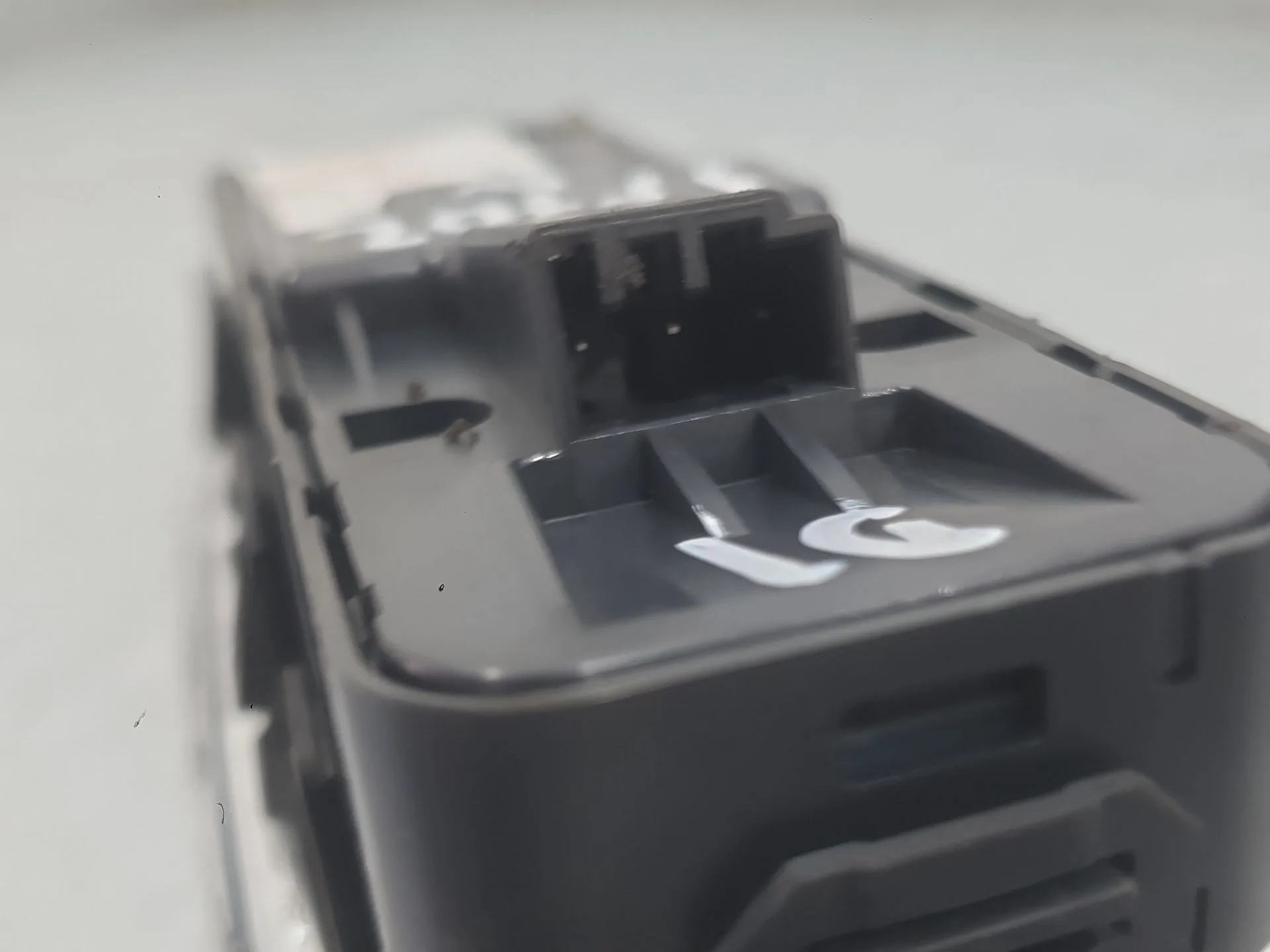 Mando Elevalunas Delantero Izquierdo para Jaguar F-Pace (X761)
