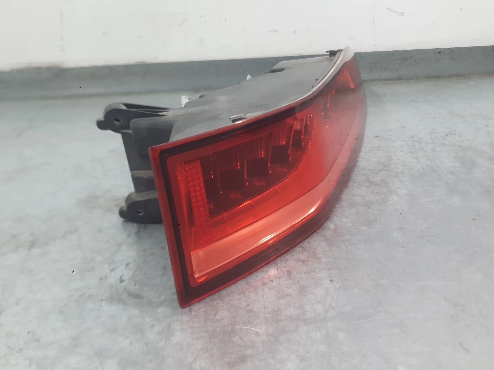 Piloto Trasero Derecho Exterior para Jaguar F-Pace (X761)
