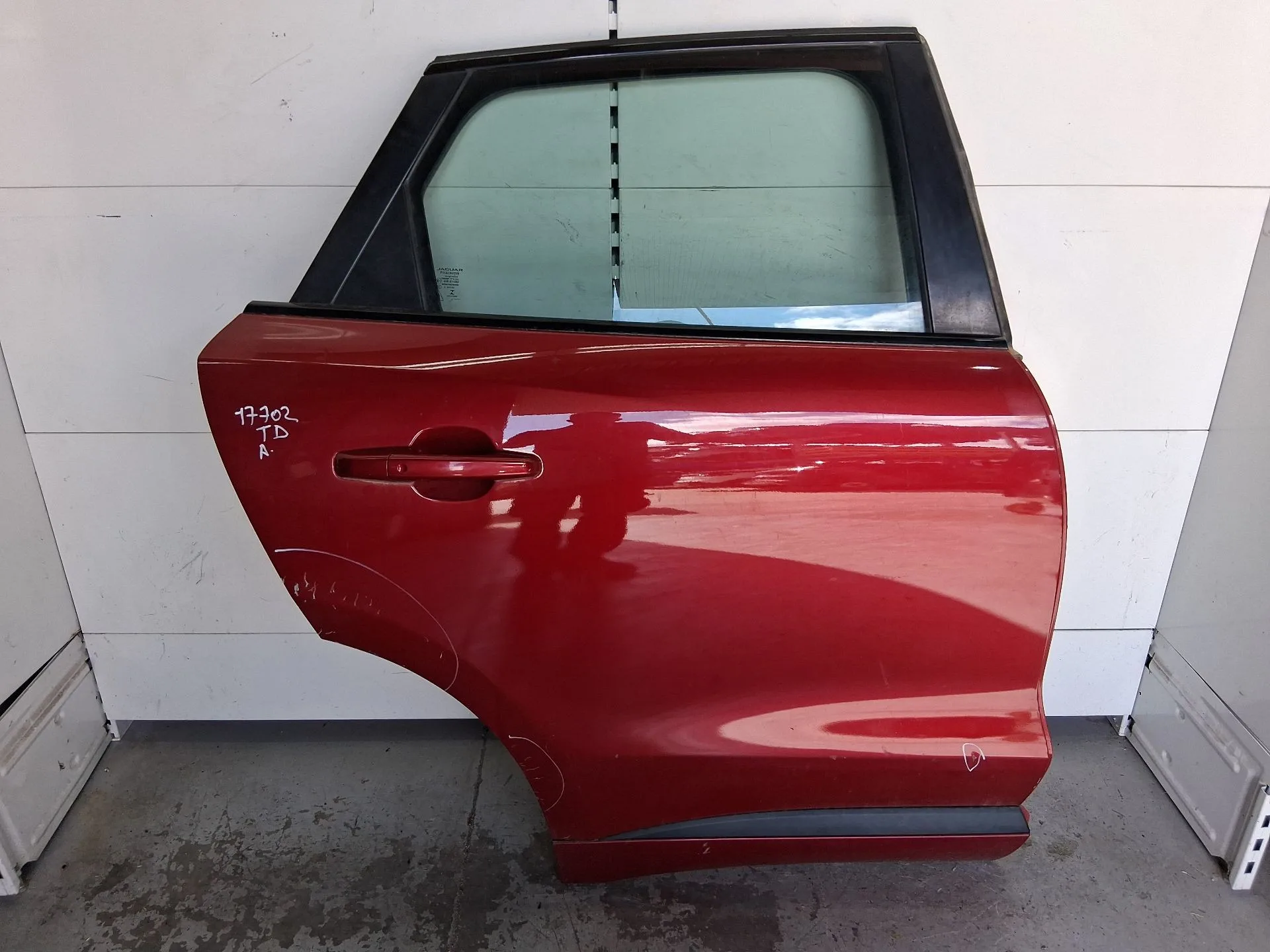 Puerta Trasera Derecha para Jaguar F-Pace (X761)