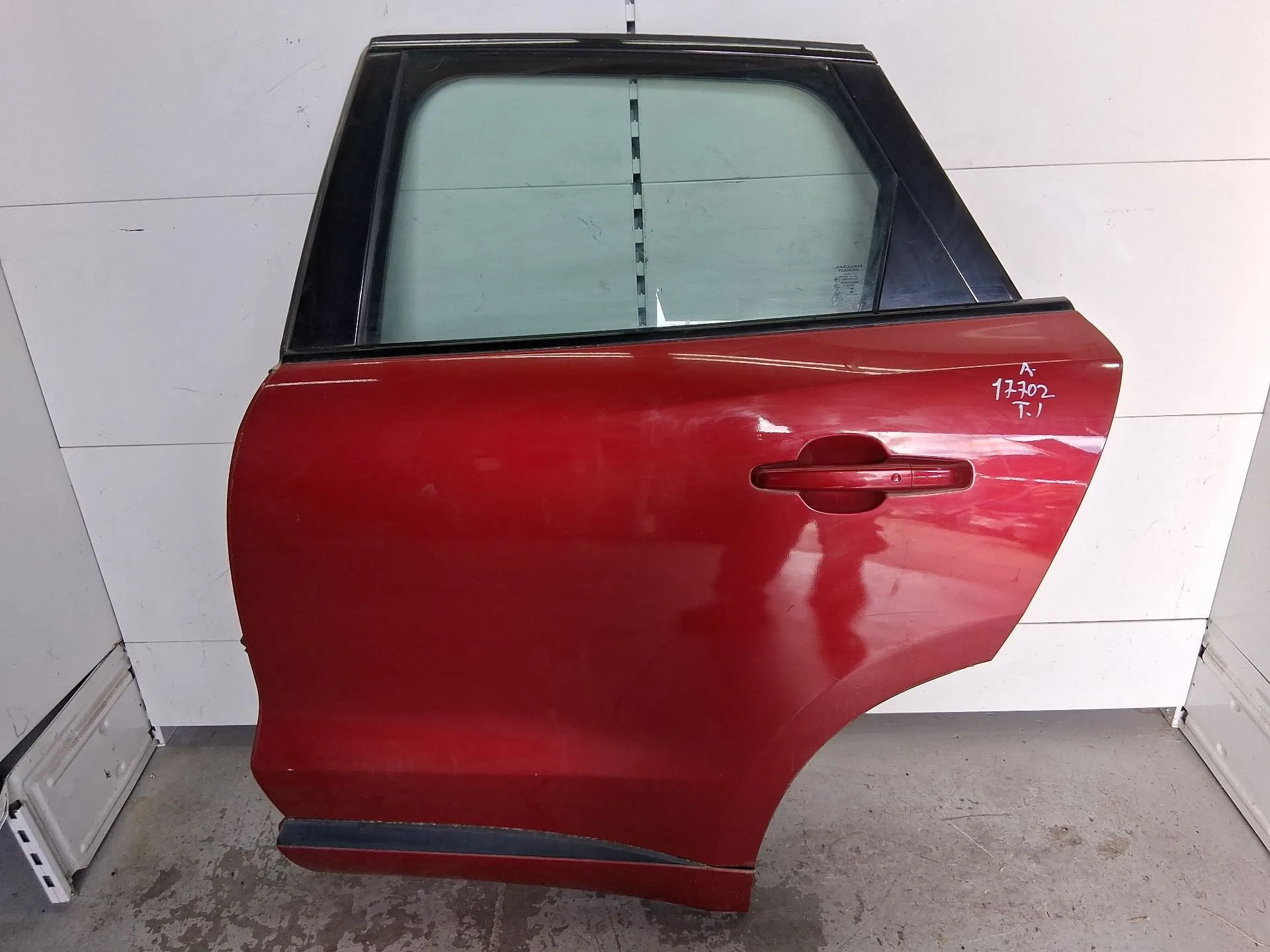 Puerta Trasera Izquierda para Jaguar F-Pace (X761)