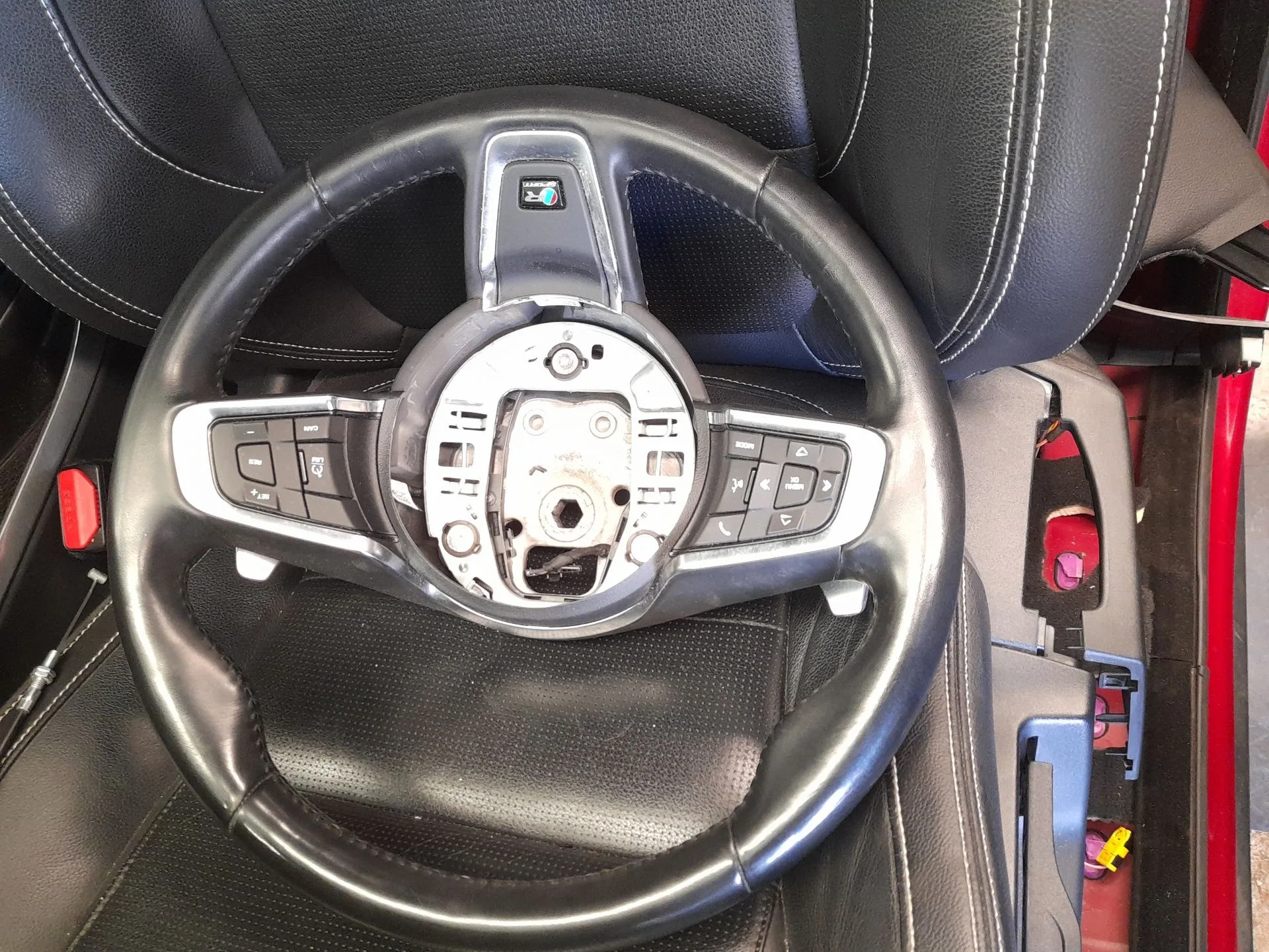 Volante para Jaguar F-Pace (X761)