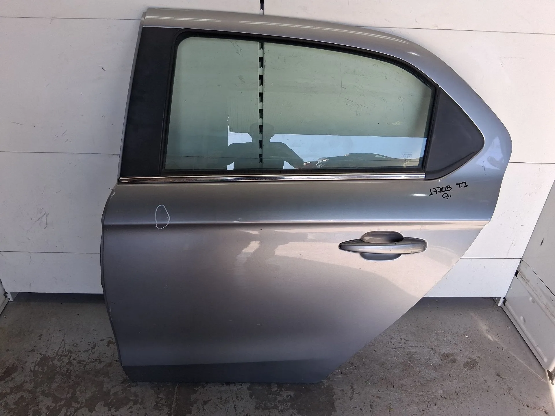 Puerta Trasera Izquierda para Citroën C-Elysee (Dd_)