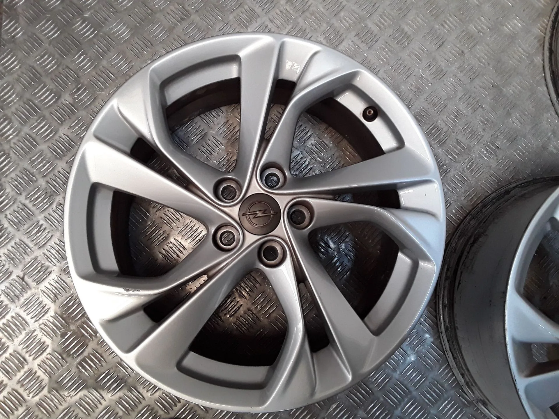 Juego Llantas Aluminio para Opel Astra K (B16)