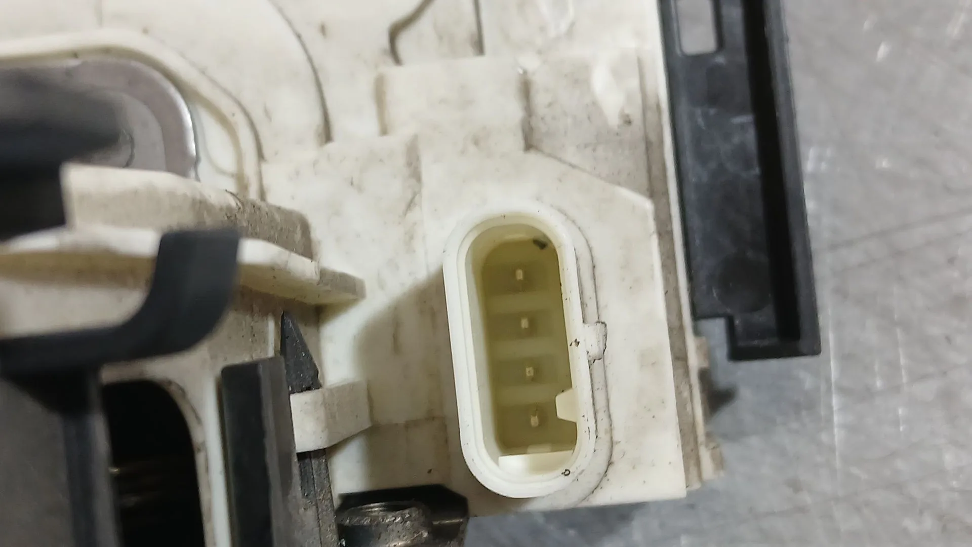 Cerradura Puerta Delantera Derecha para Mercedes-Benz Clase A (W176)