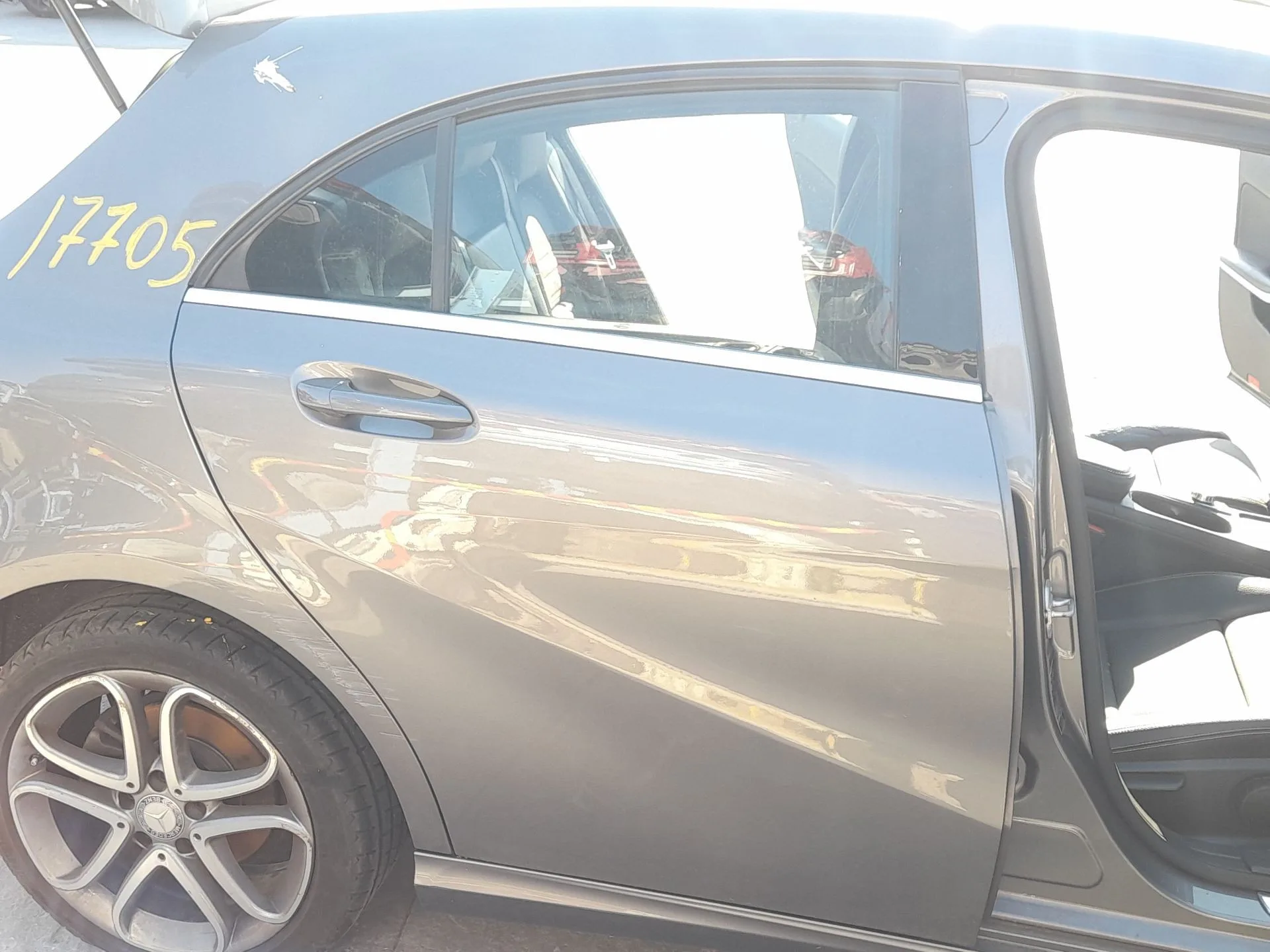 Puerta Trasera Derecha para Mercedes-Benz Clase A (W176)