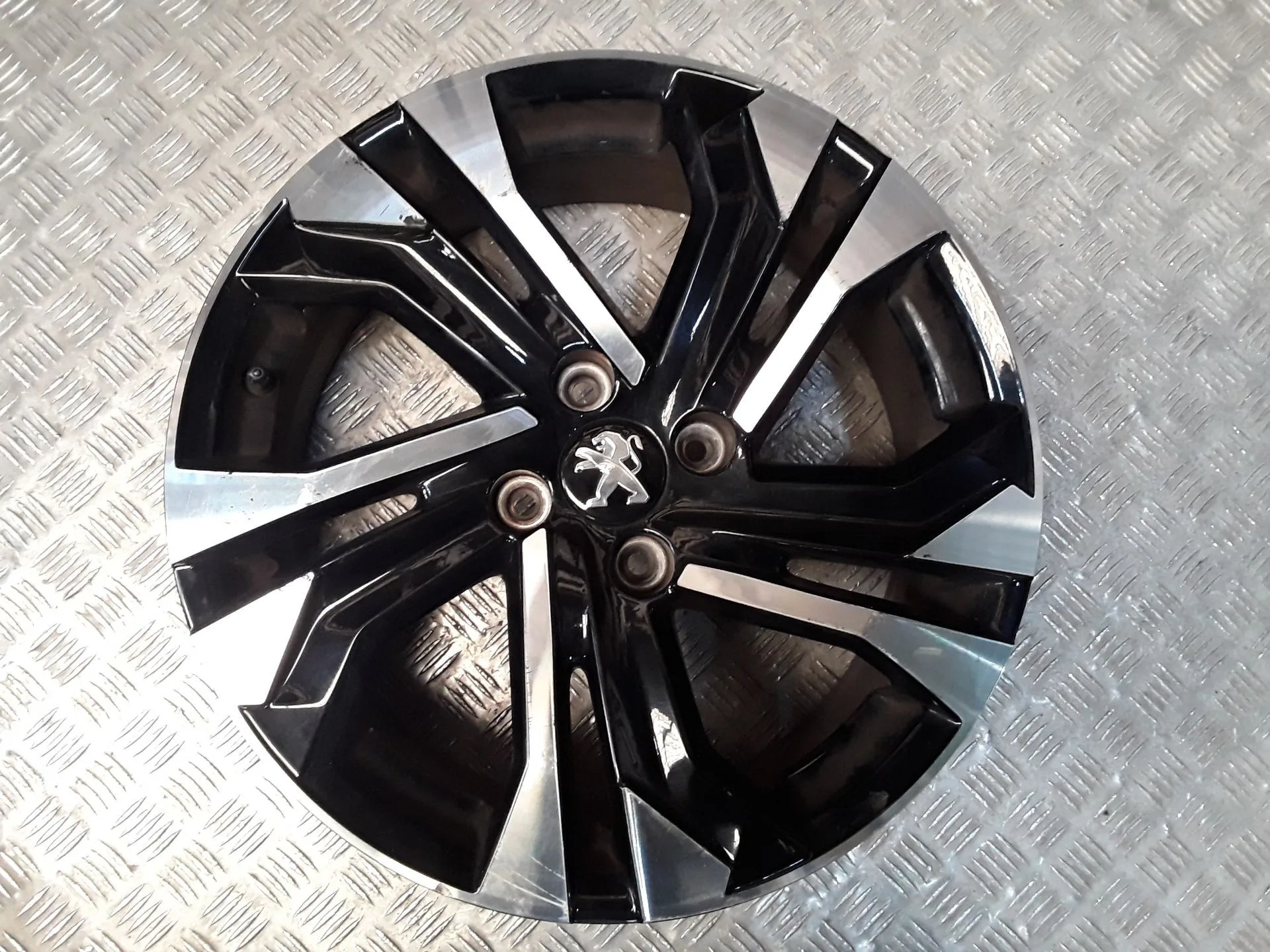 Llanta Aluminio para Peugeot 2008 Ii (Ud_, Us_, Uy_, Uj_, Ur_, Uc_)