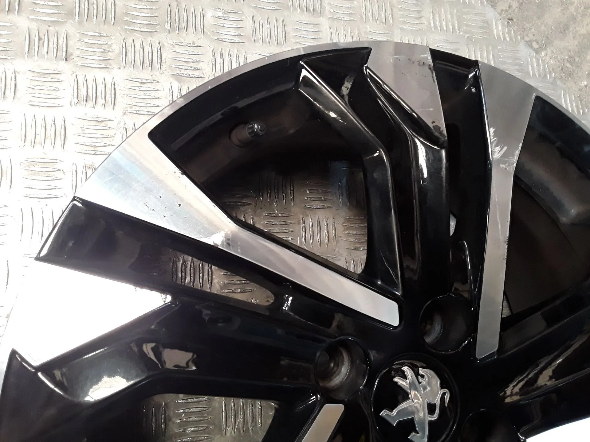 Llanta Aluminio para Peugeot 2008 Ii (Ud_, Us_, Uy_, Uj_, Ur_, Uc_)