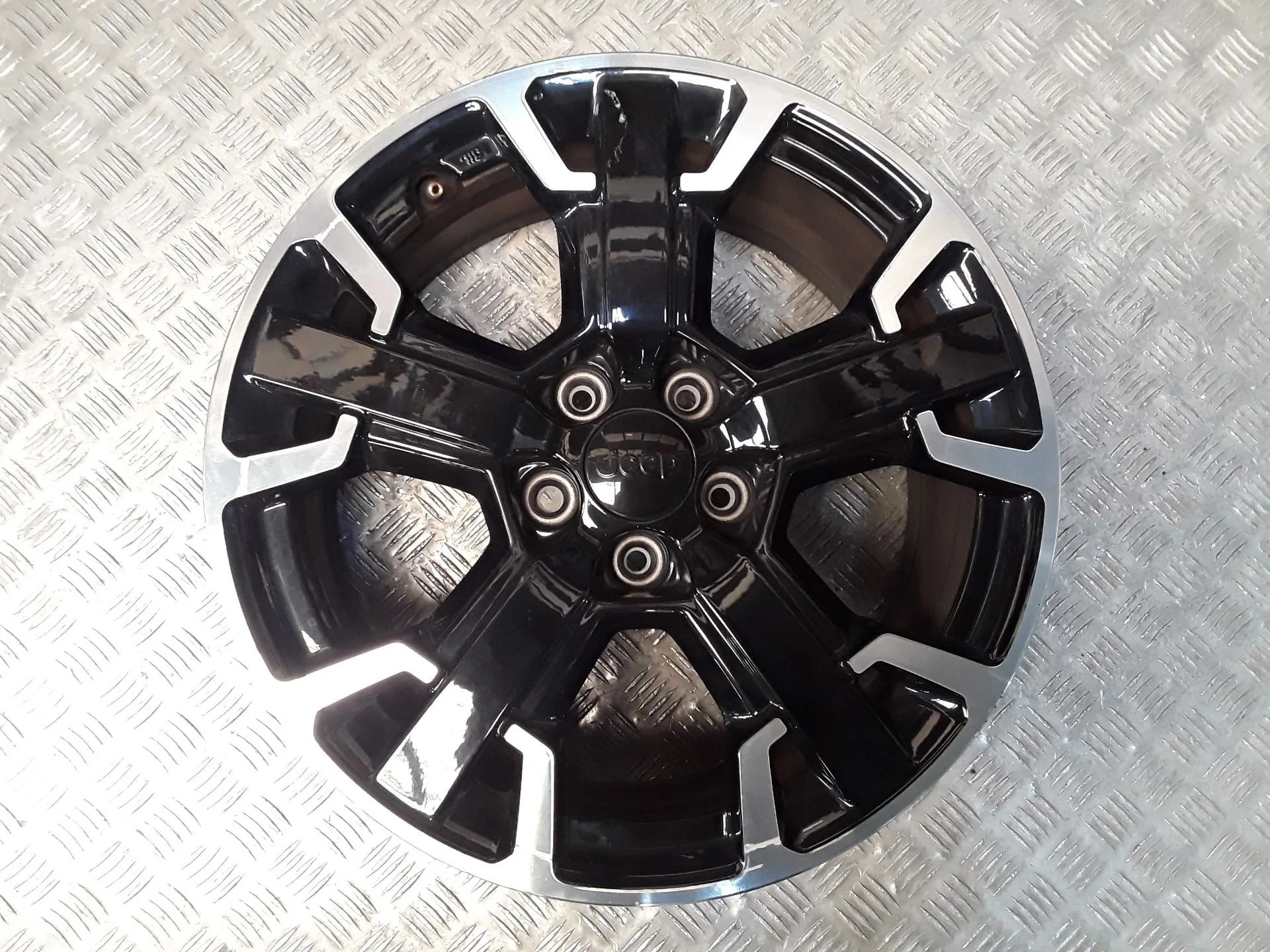 Juego Llantas Aluminio para Jeep Renegade Suv (Bu, B1, Bv)