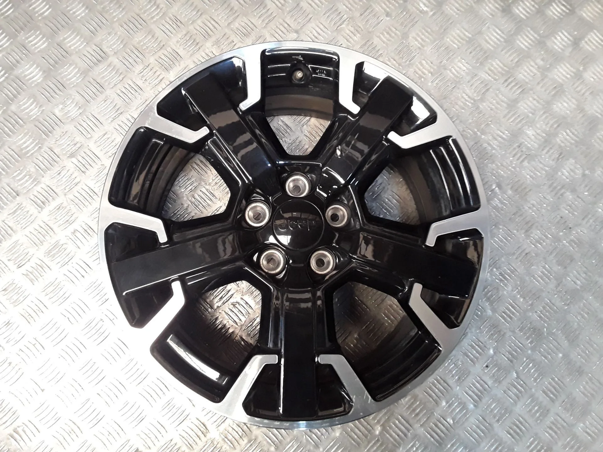 Juego Llantas Aluminio para Jeep Renegade Suv (Bu, B1, Bv)