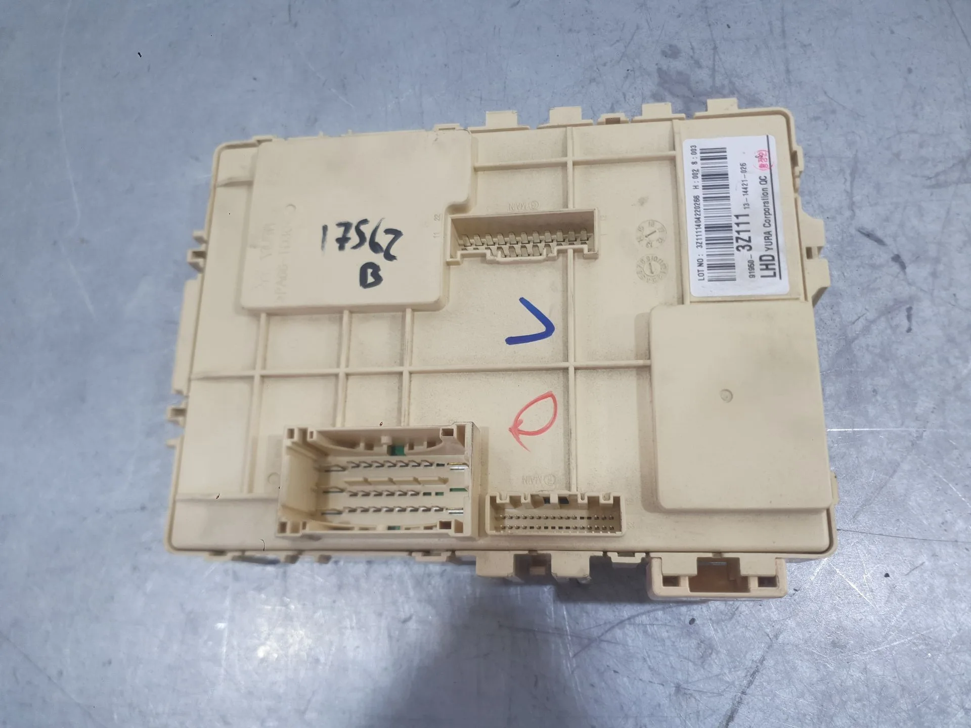 Caja Reles / Fusibles para Hyundai I40 I (Vf)