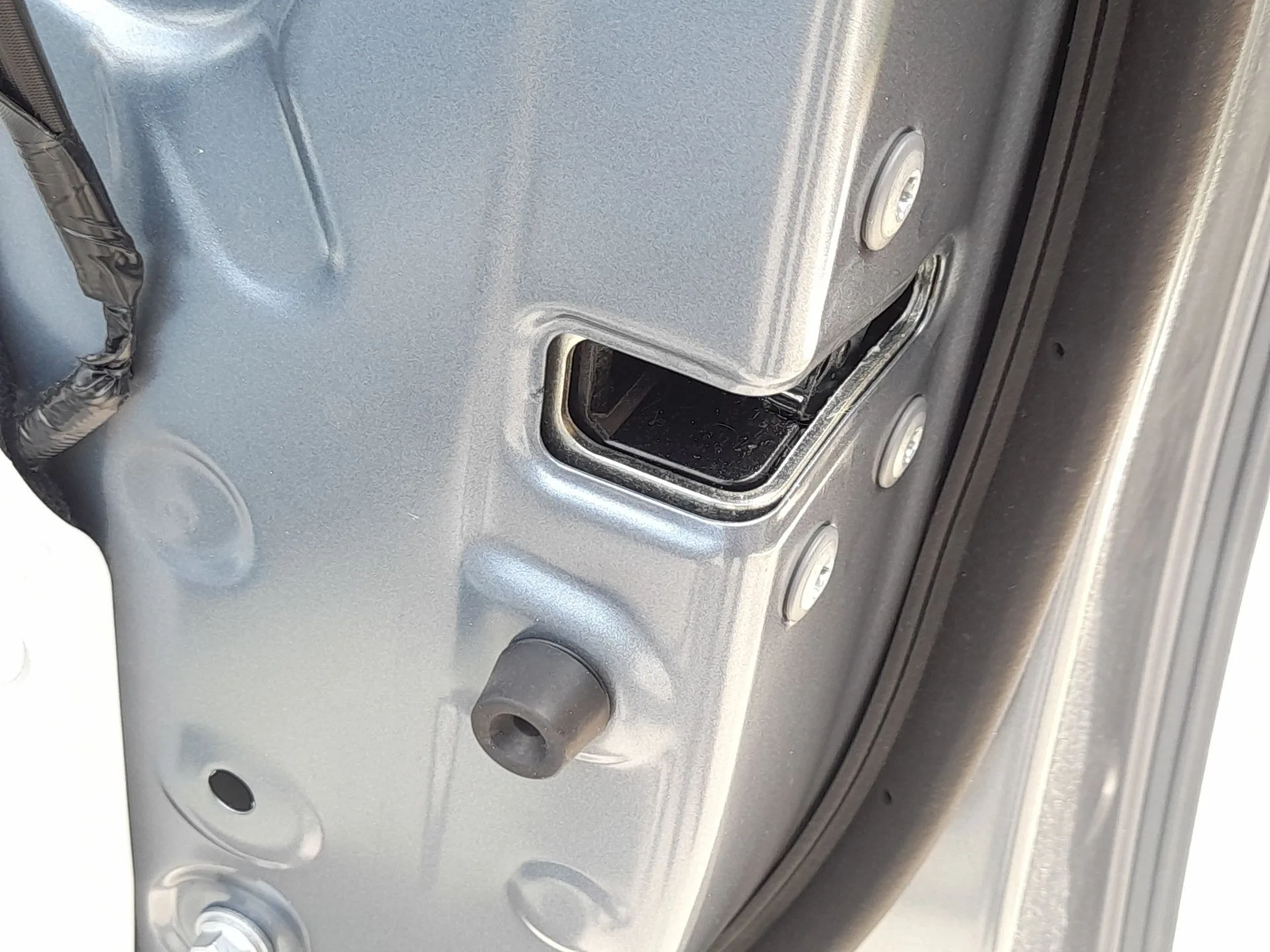 Cerradura Puerta Delantera Derecha para Toyota Corolla Sedan (_E21_)
