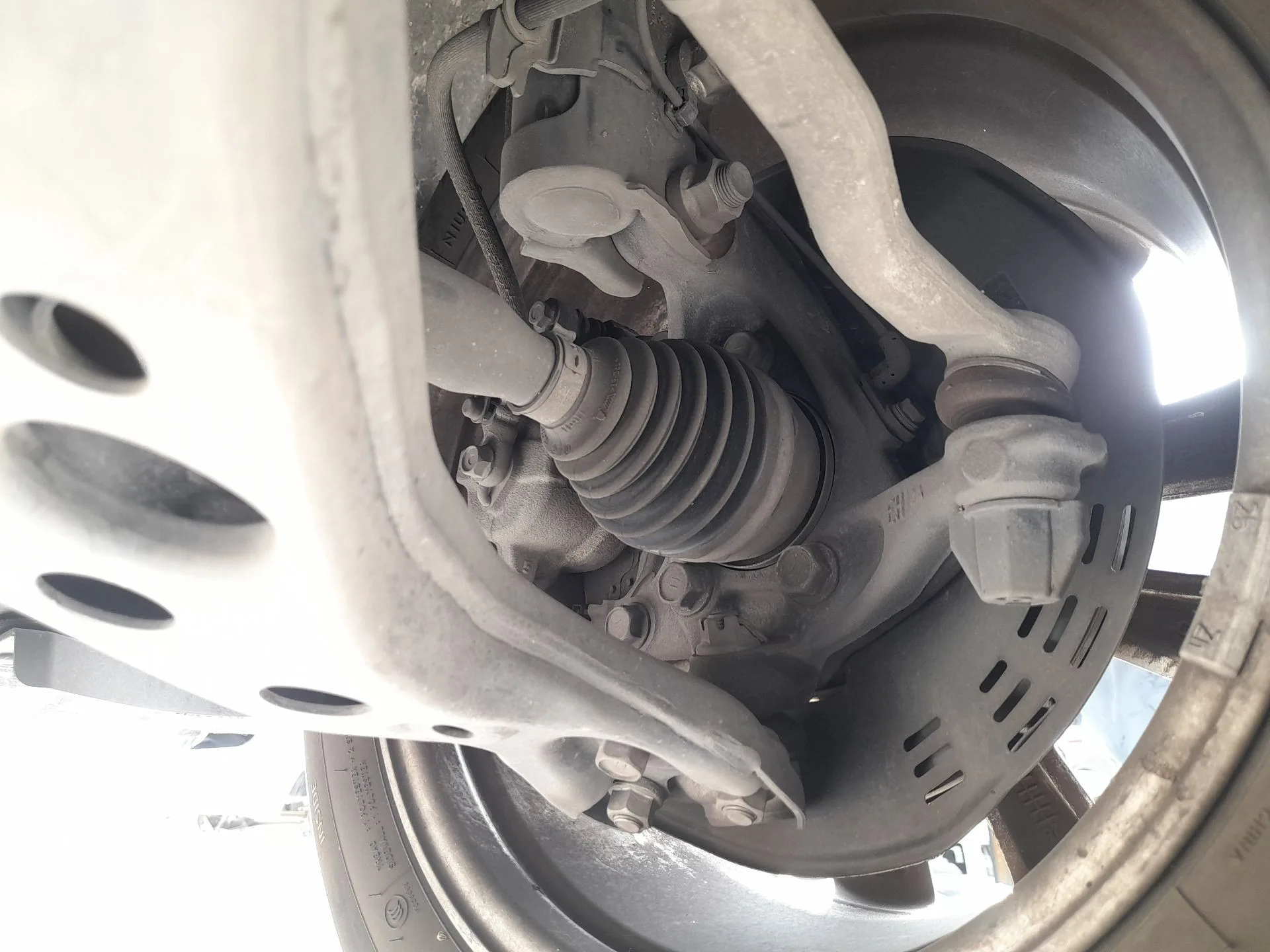 Mangueta Delantera Derecha para Toyota Corolla Sedan (_E21_)