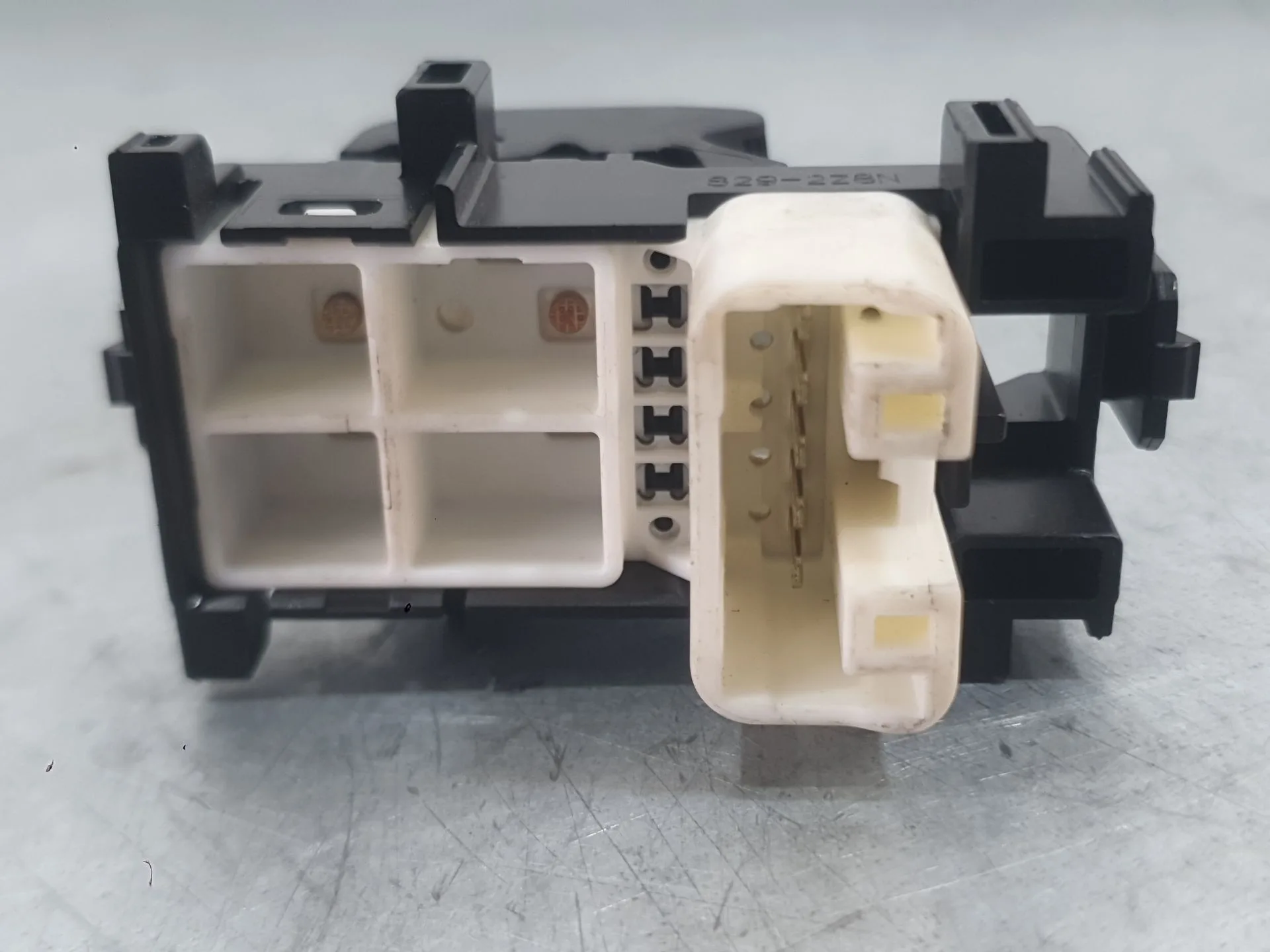 Mando Elevalunas Delantero Derecho para Toyota Aygo (_B4_)