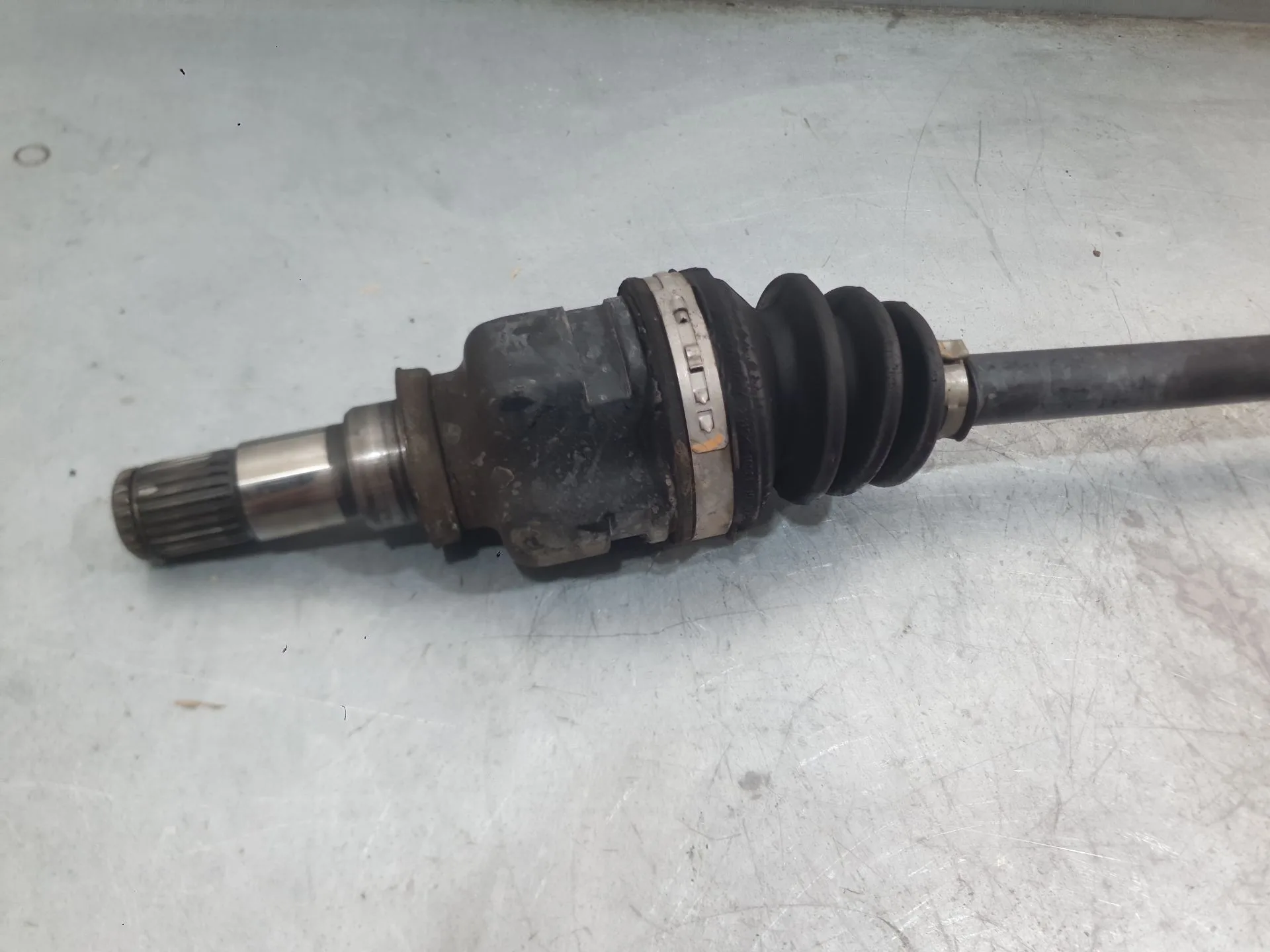 Transmision Delantera Derecha para Toyota Aygo (_B4_)