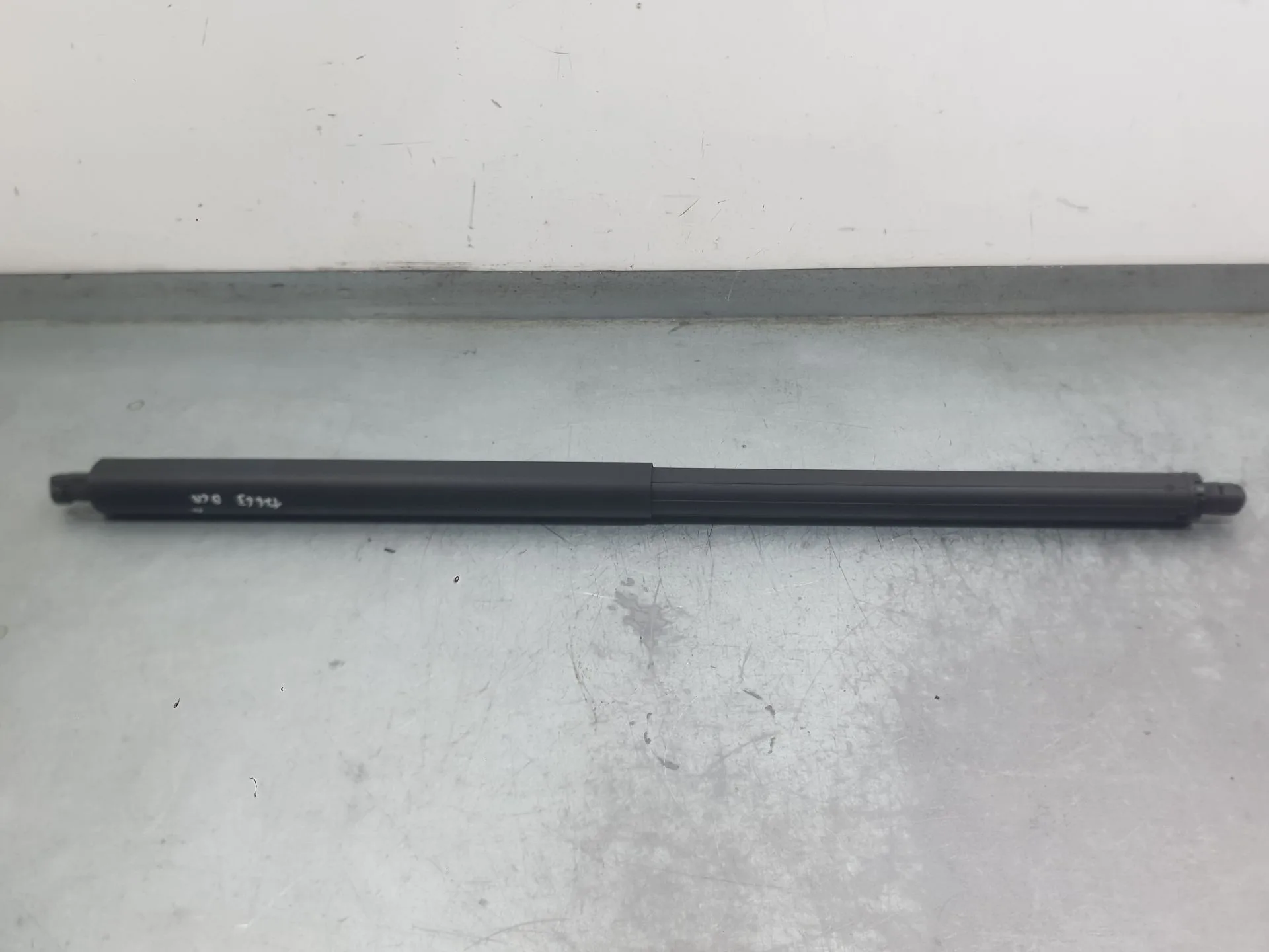 Amortiguadores Maletero / Porton para Ford Mondeo V Hatchback (Ce)