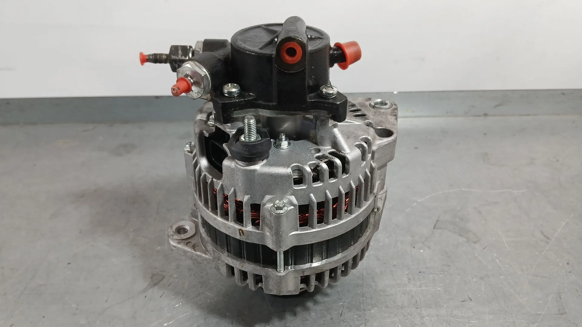 Alternador para Opel Astra H Gtc (A04)