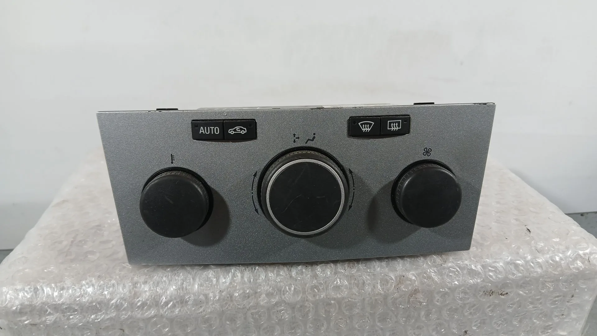 Mando Climatizador para Opel Astra H Gtc (A04)