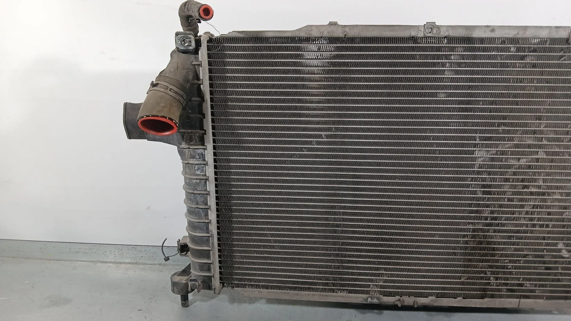Radiador Agua para Opel Astra H Gtc (A04)