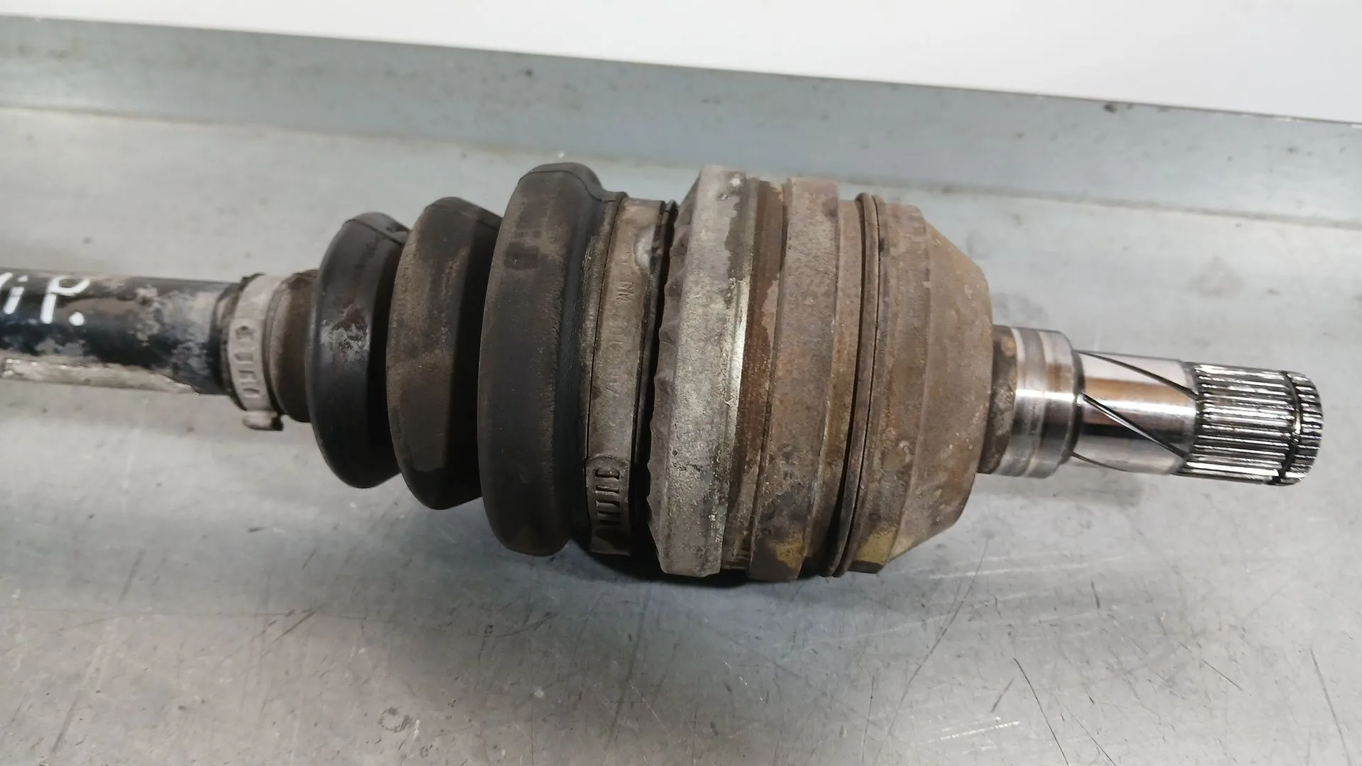 Transmision Delantera Izquierda para Opel Astra H Gtc (A04)